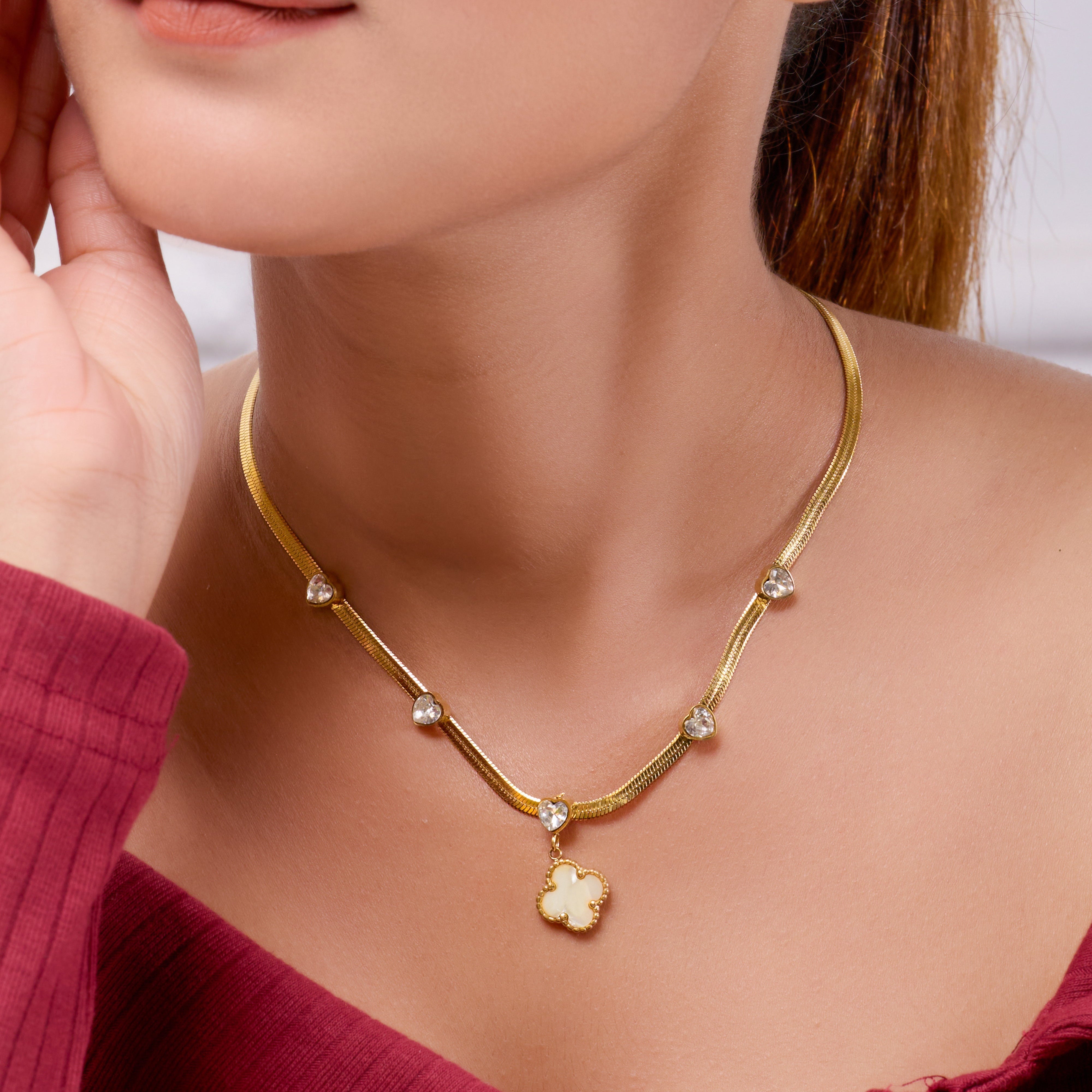 Ira Clover Necklace