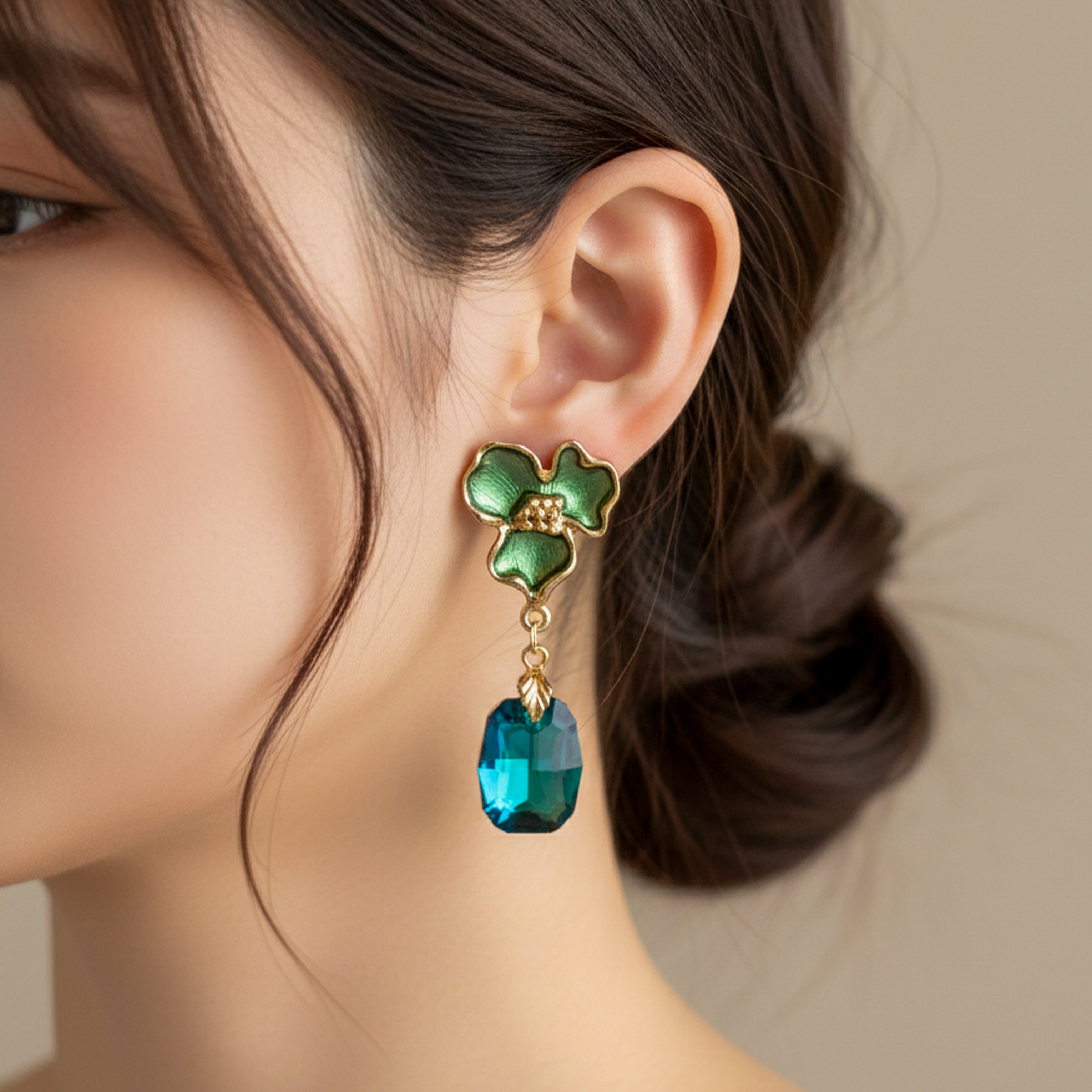 Green Bloom Crystal Earrings