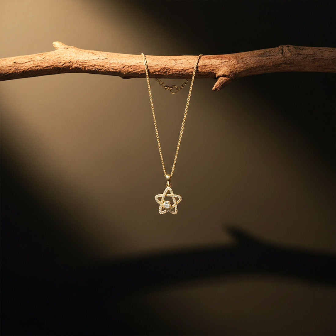 Luxury Crystal Star Gold Pendant Necklace