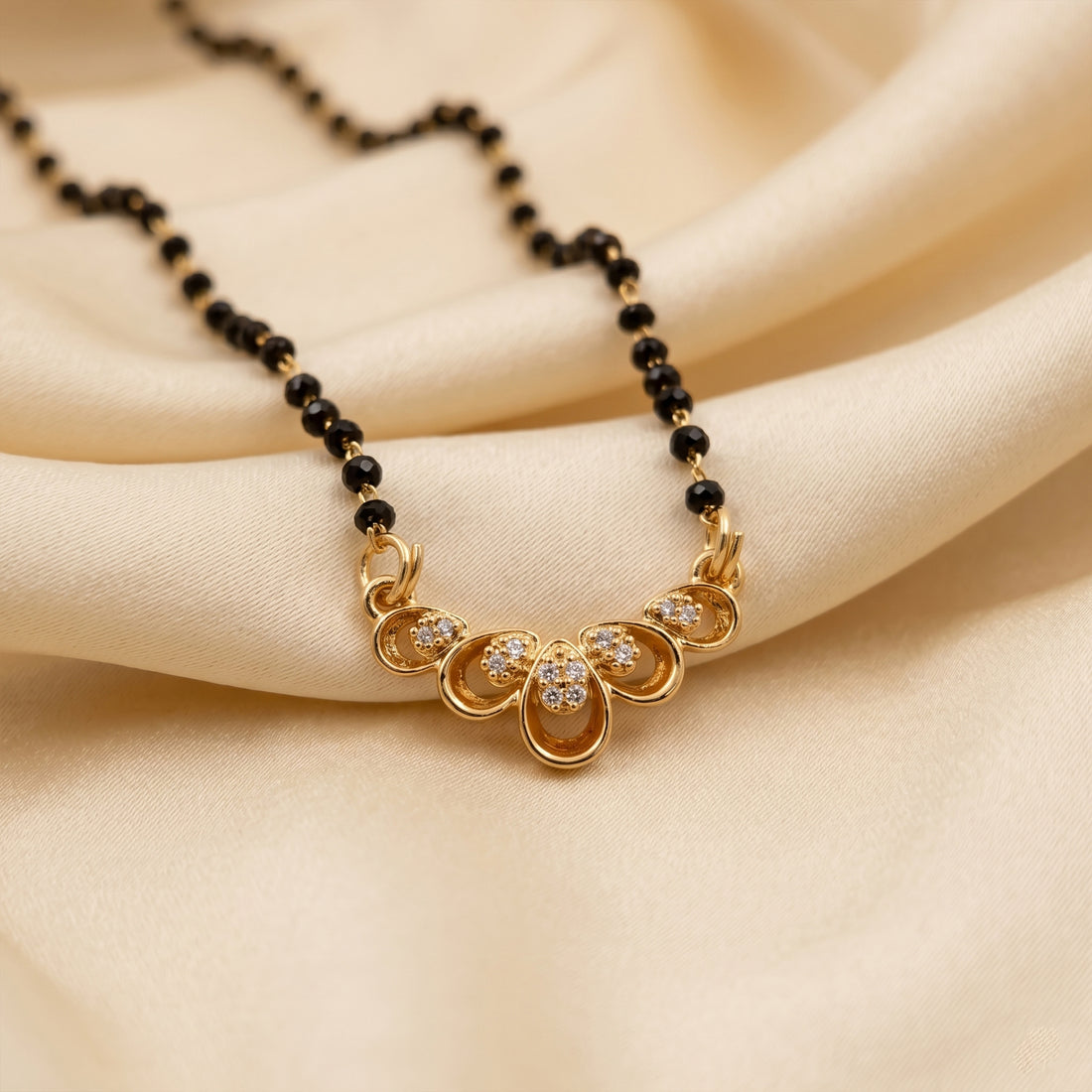 Swarn Pushpa Mangalsutra