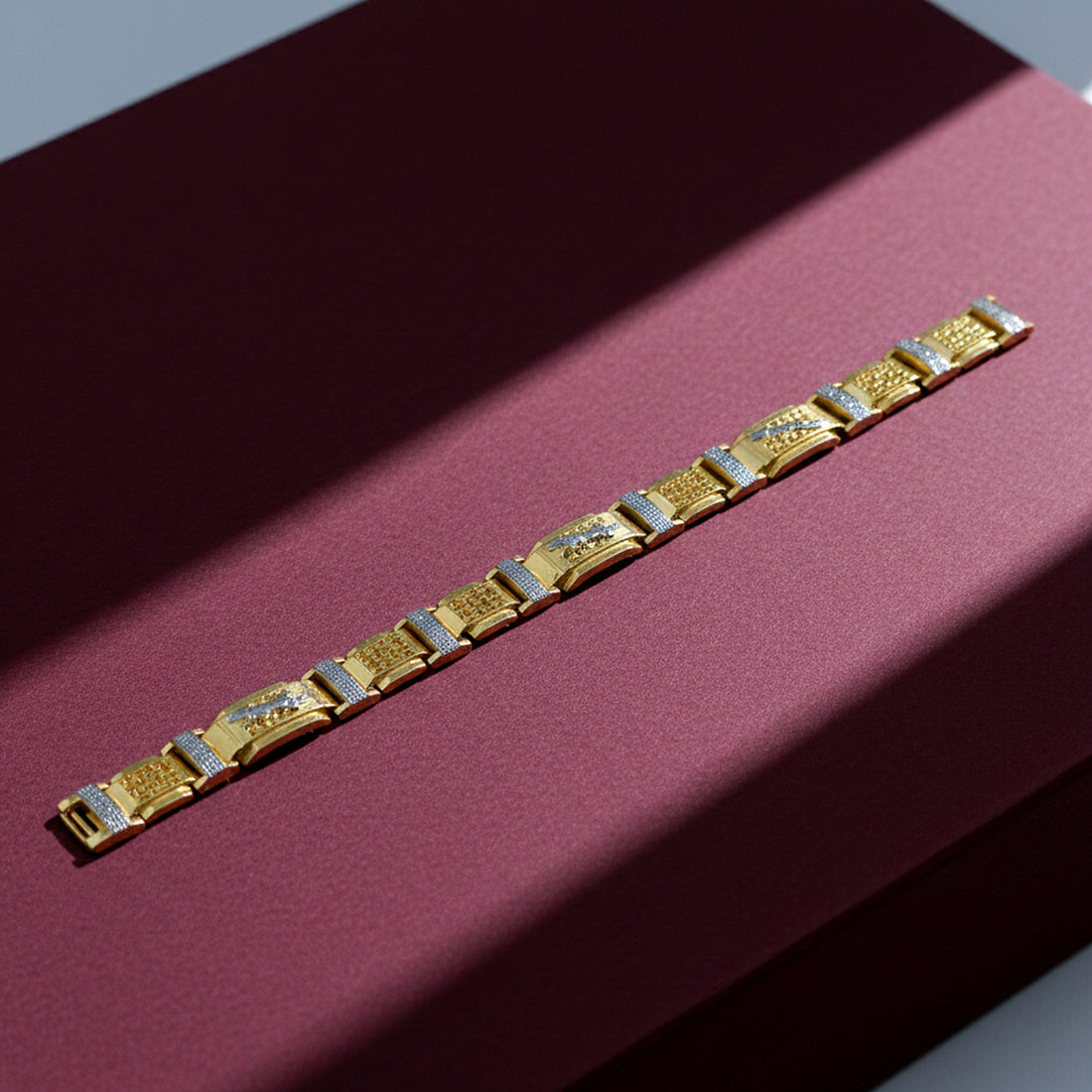 Titan Royal Pattern Bracelet