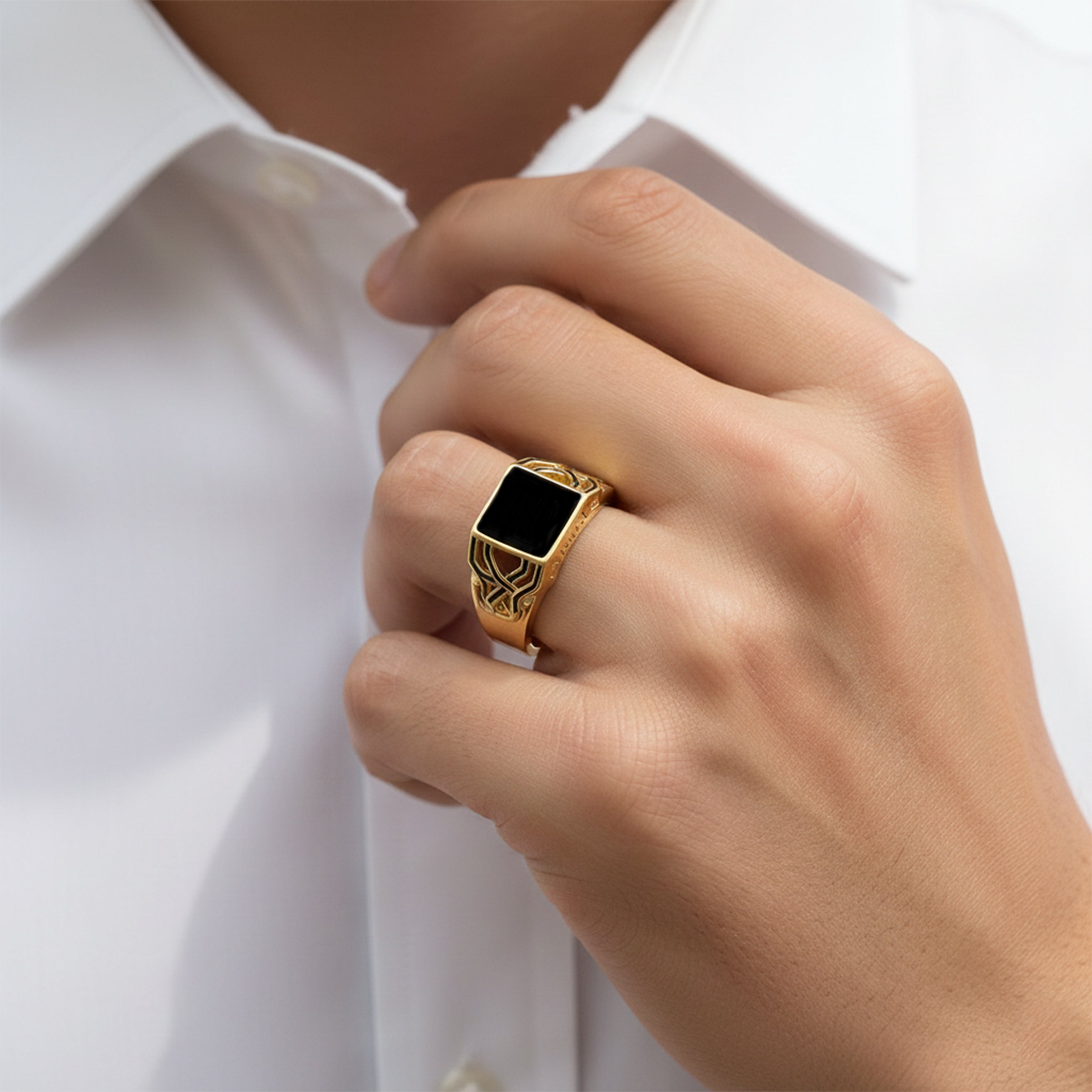 Golden Noir Ring