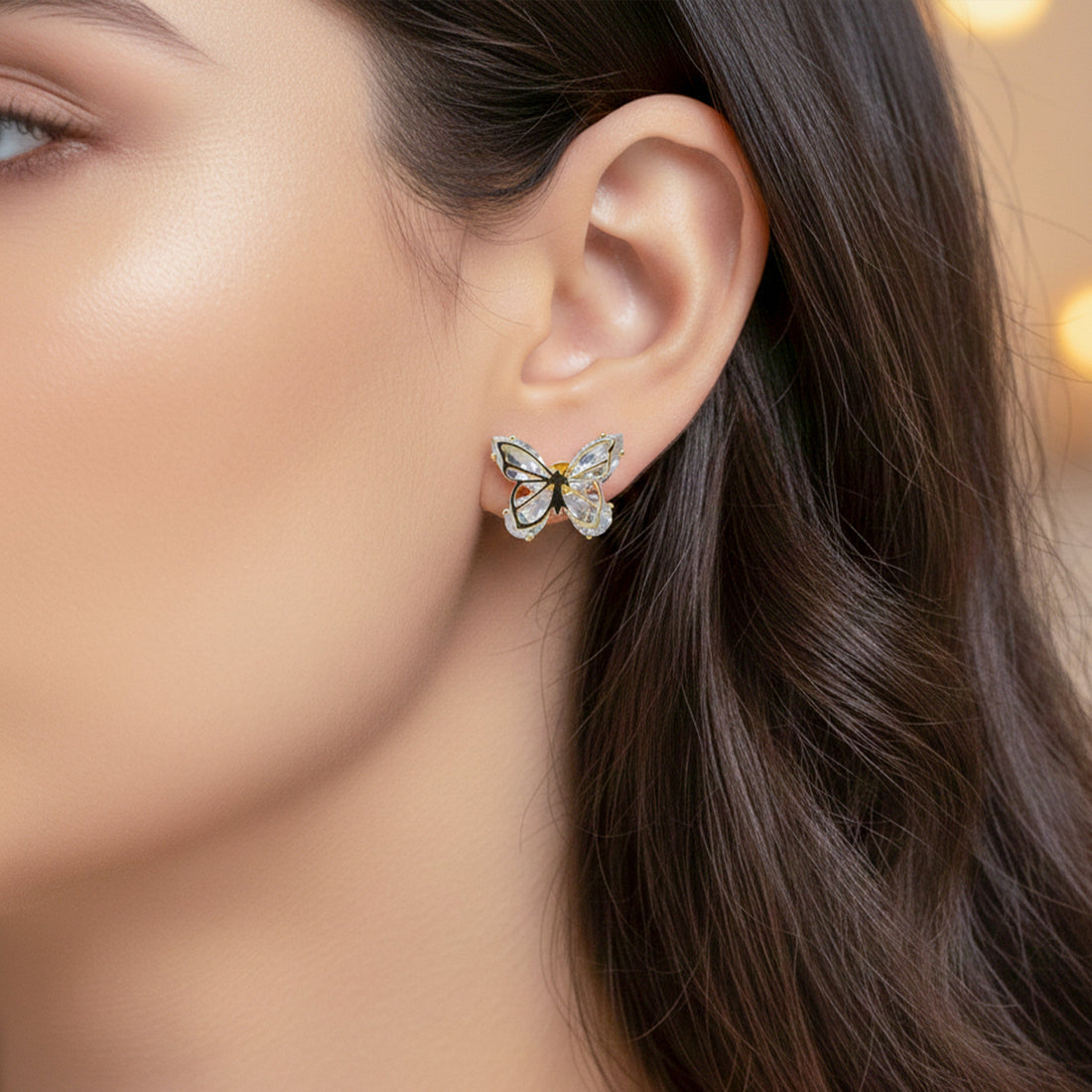 Heer Titli Sparkle Stud Earrings