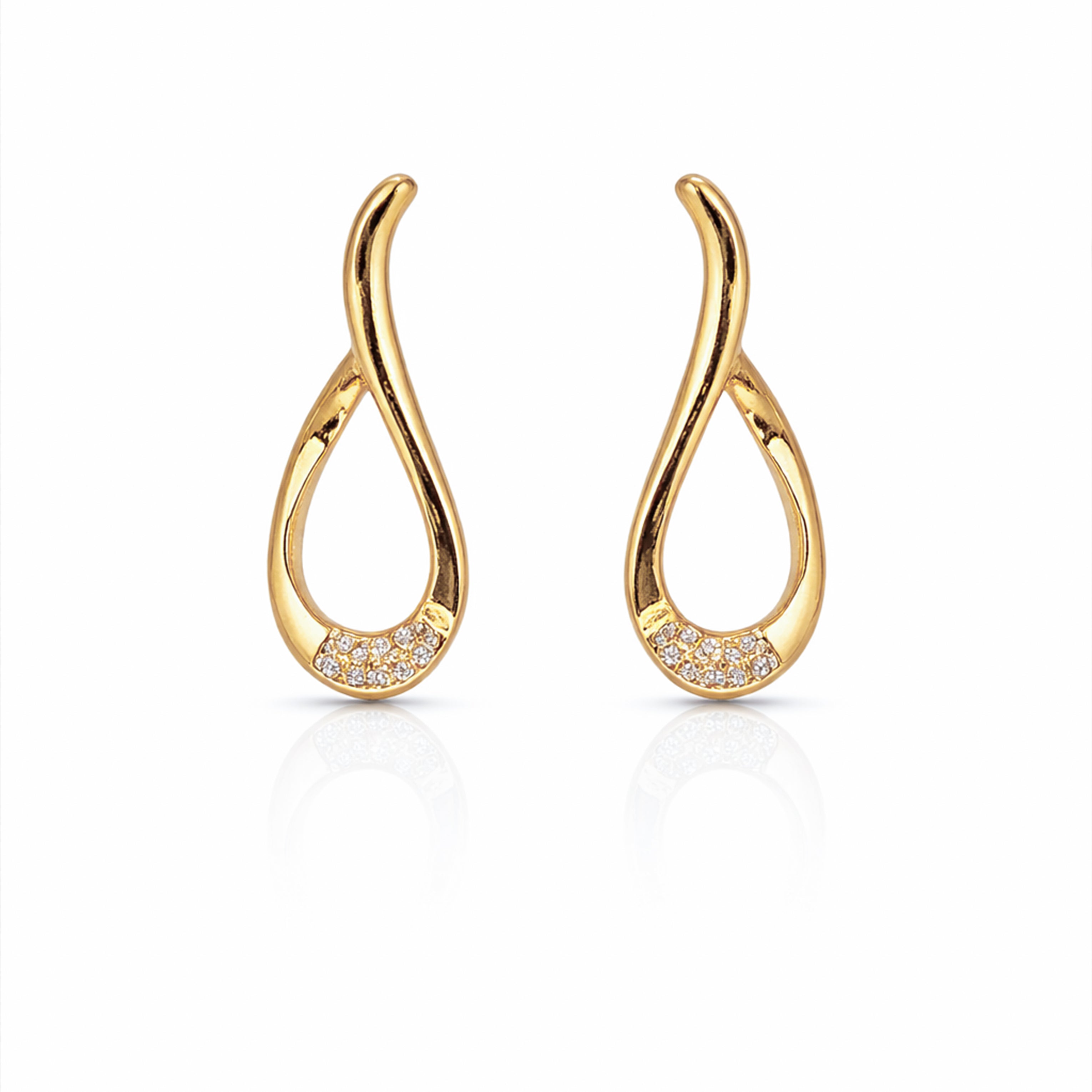 LuxeWave S-Curve Diamond Earrings