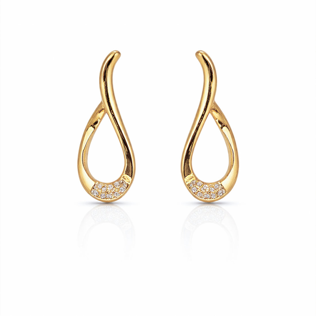 LuxeWave S-Curve Diamond Earrings