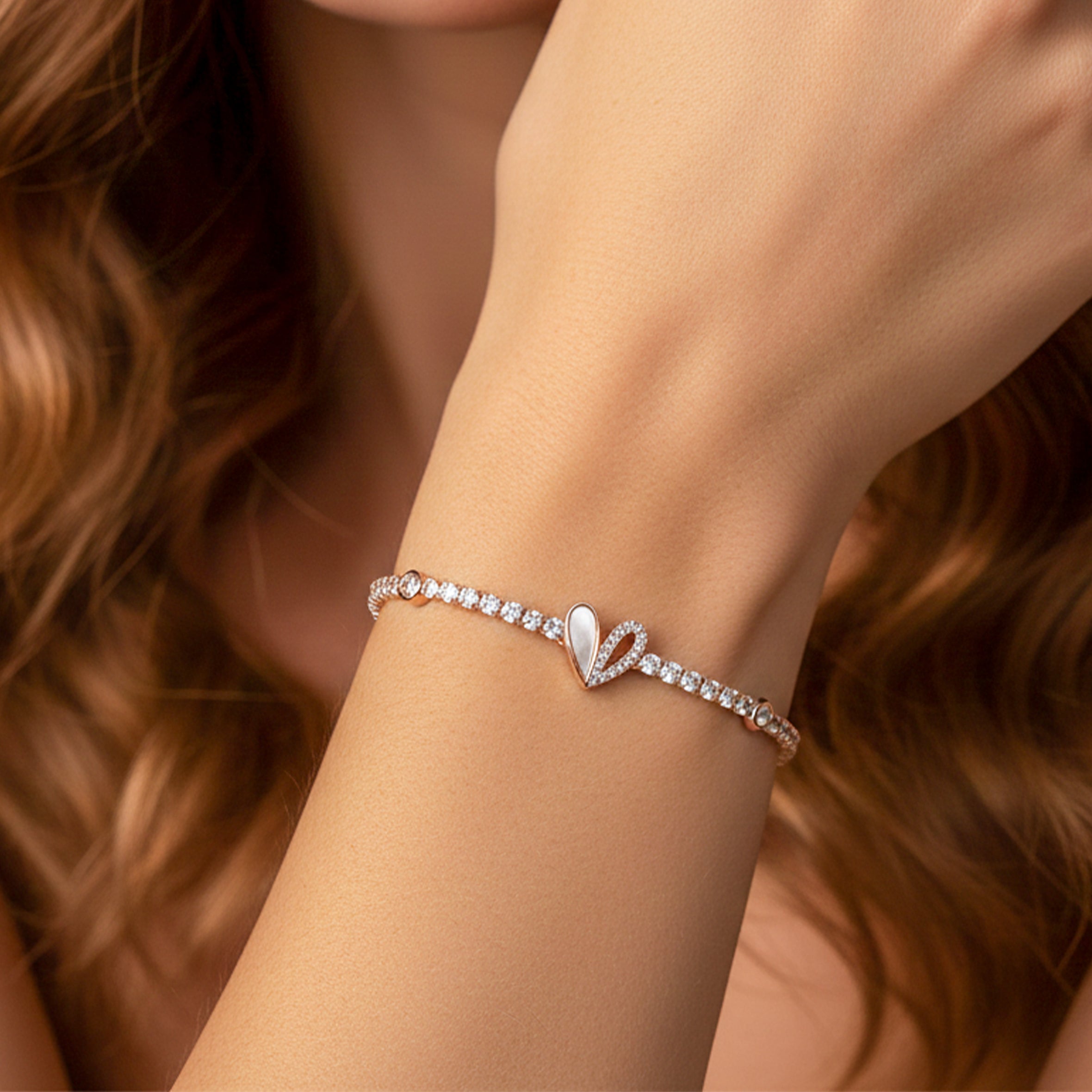 Amore Luxe Heart Bracelet