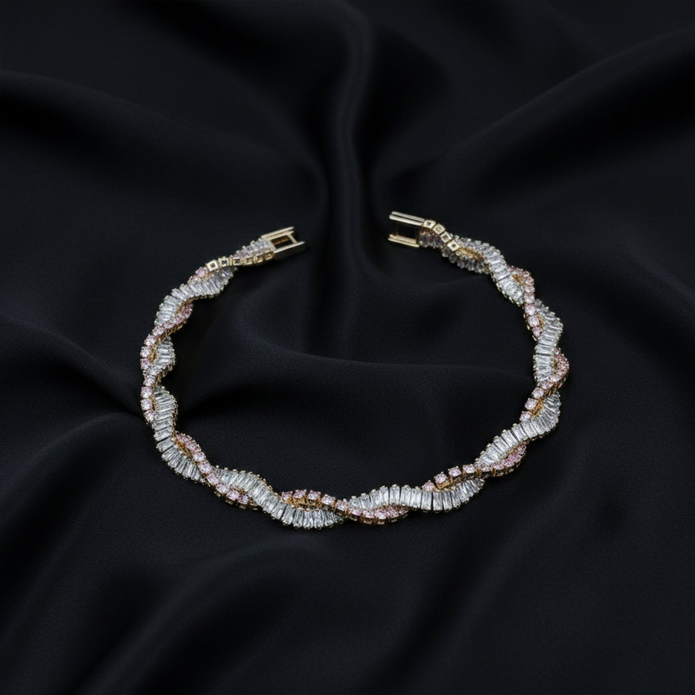Veloura Wave Luxe Bracelet
