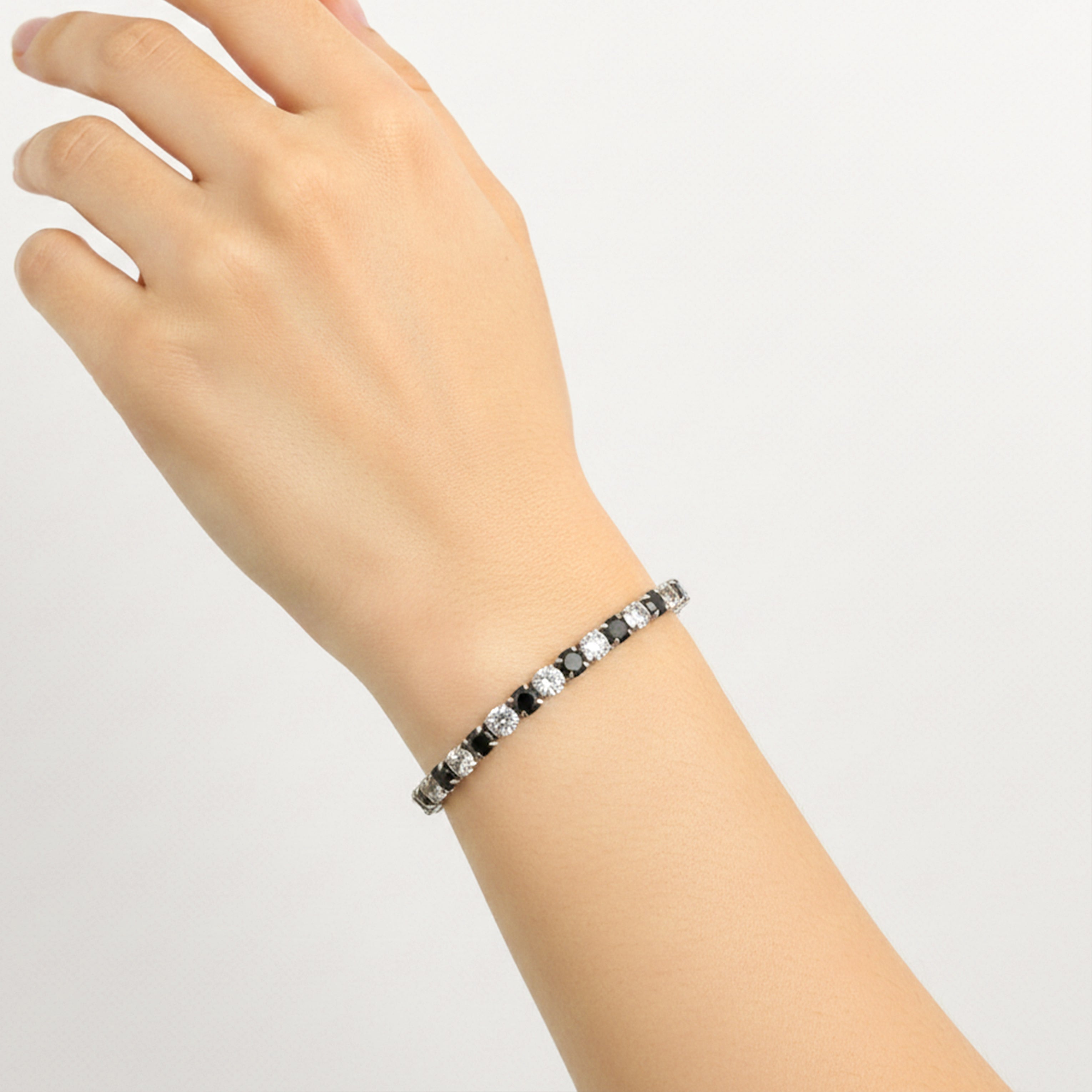 Obsidian Glow Diamond Tennis Bracelet