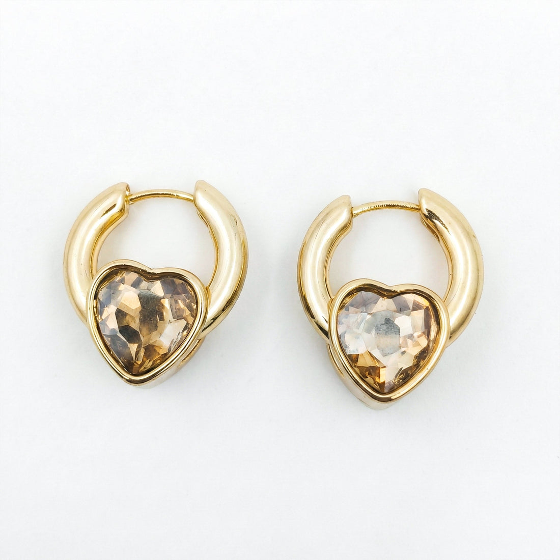 Chic Gold Heart Dangle Earrings