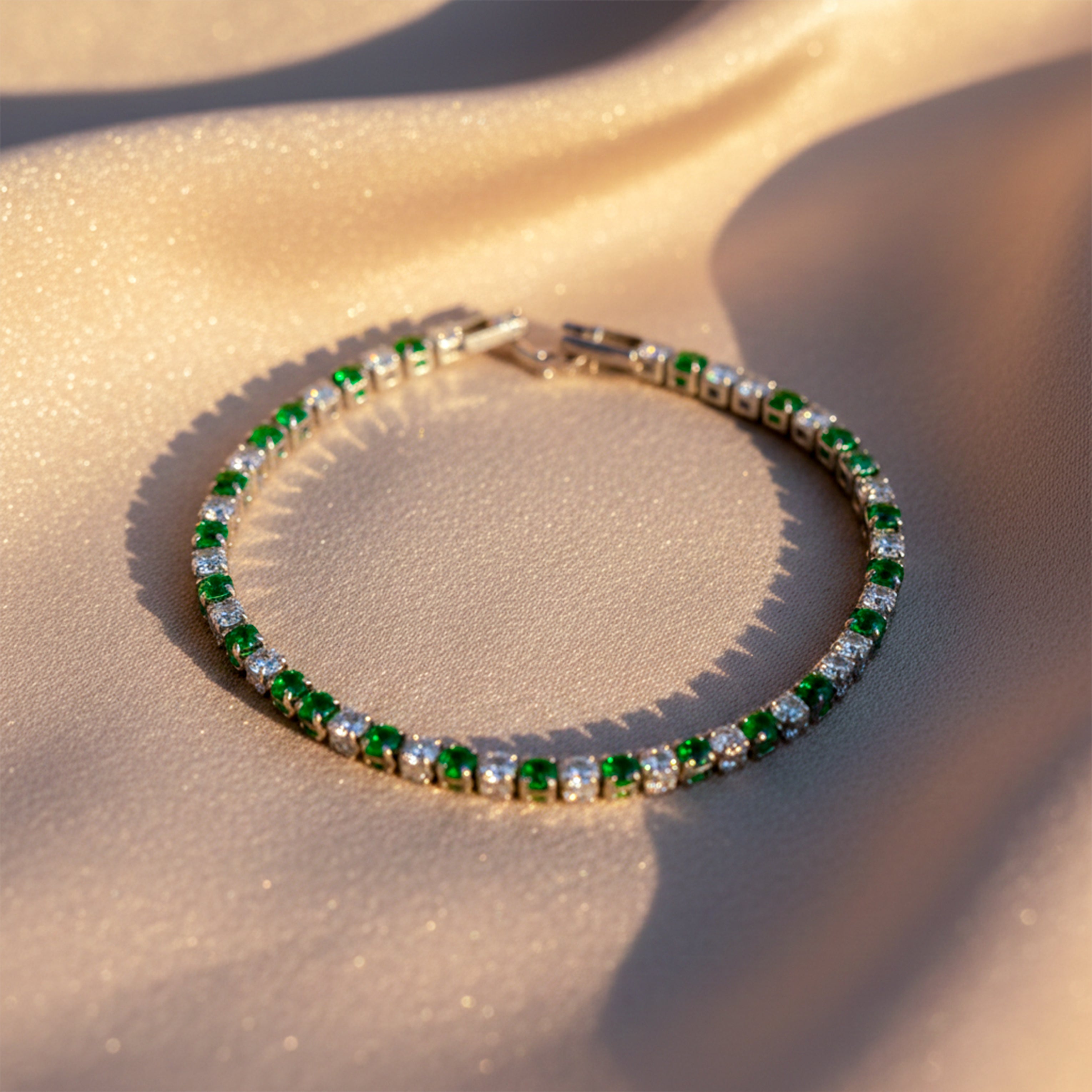 Imperial Emerald Diamond Glow Bracelet