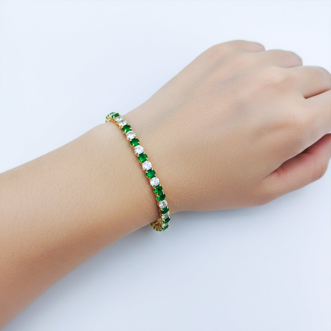 Zenvia Emerald Glow Bracelet