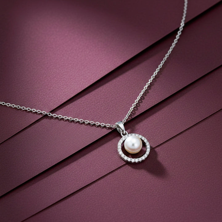 Classic Pearl & Silver Chain Necklace