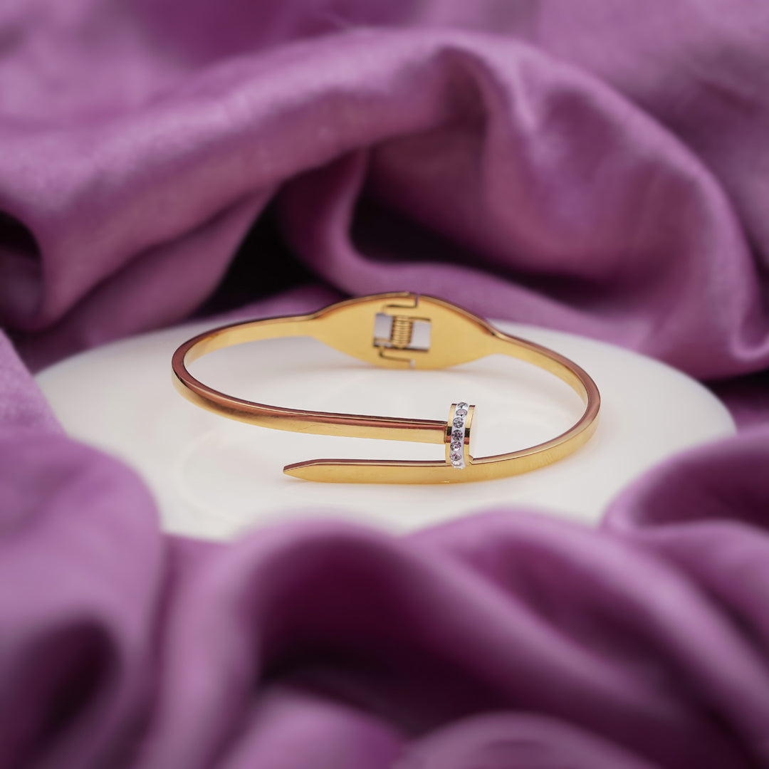 Eterna Shine Gold Cuff Kada