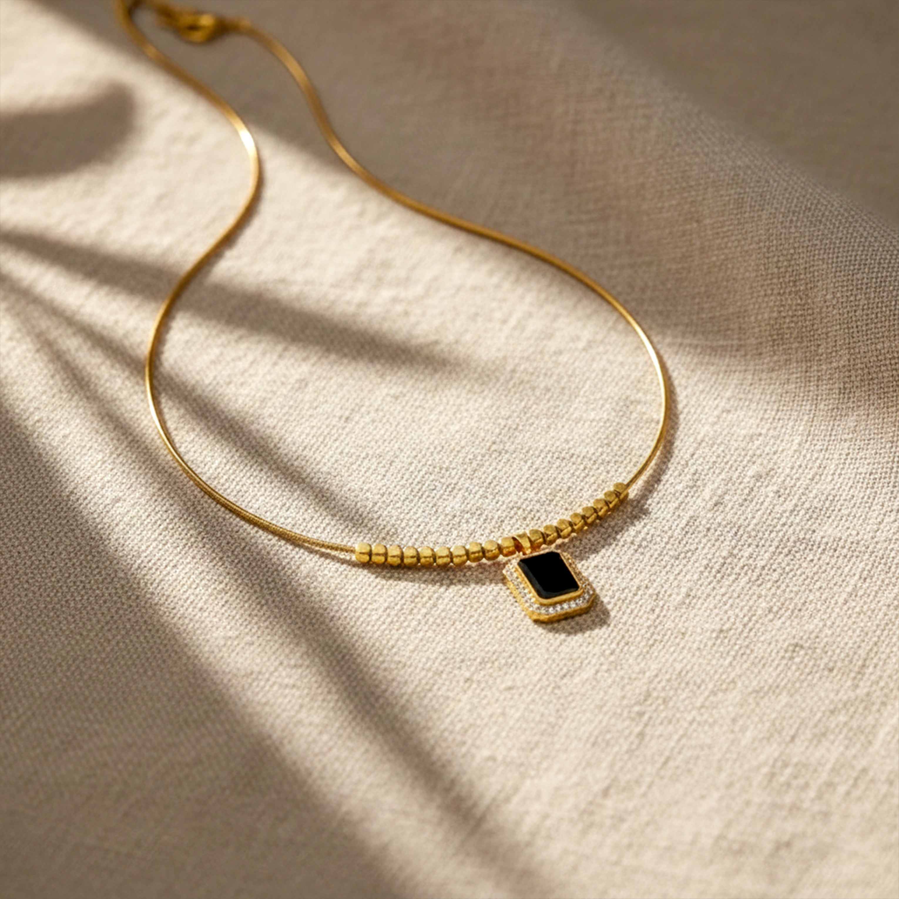 Velora Black Stone Gold Necklace