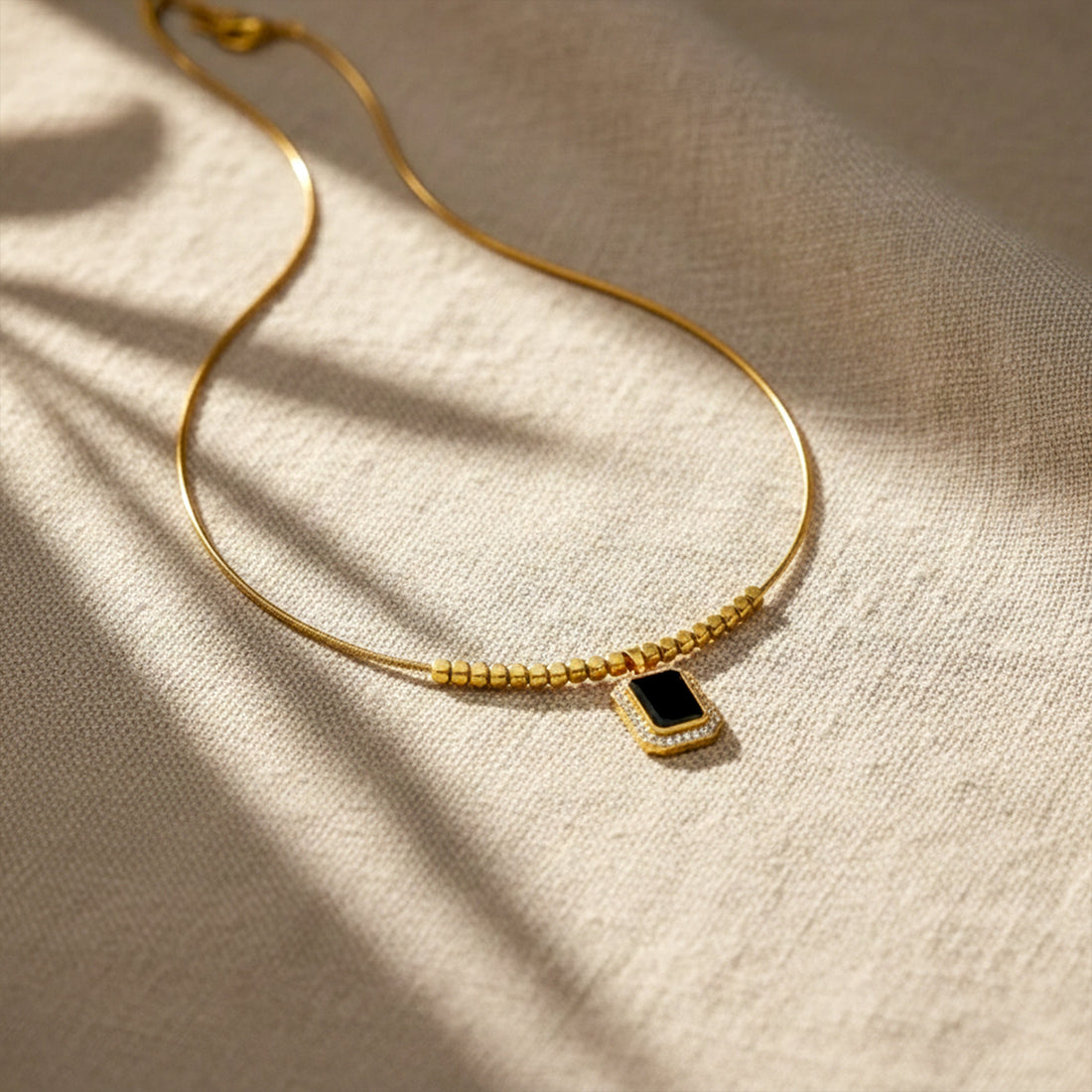 Velora Black Stone Gold Necklace