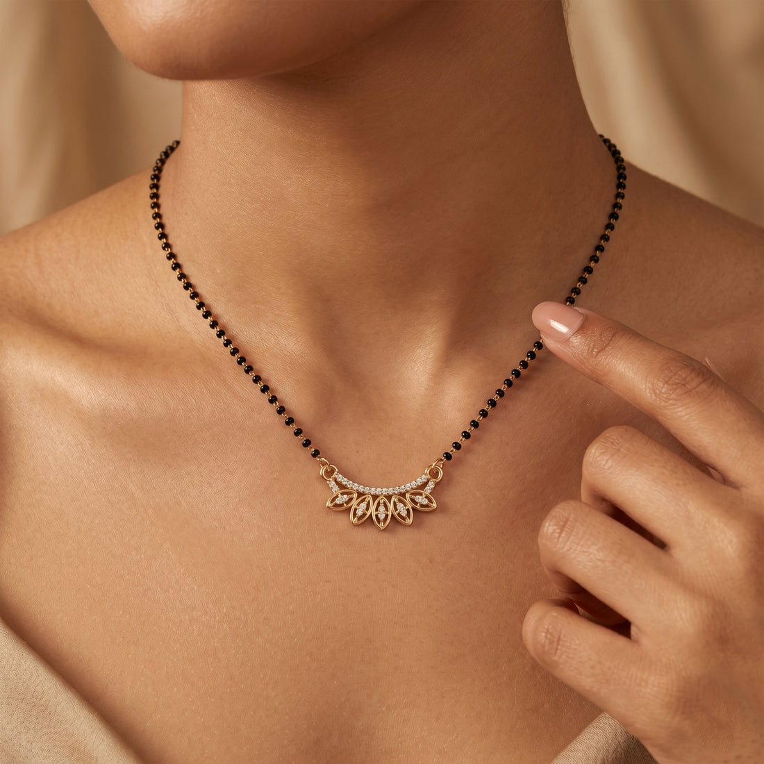 Divya Patra Mangalsutra