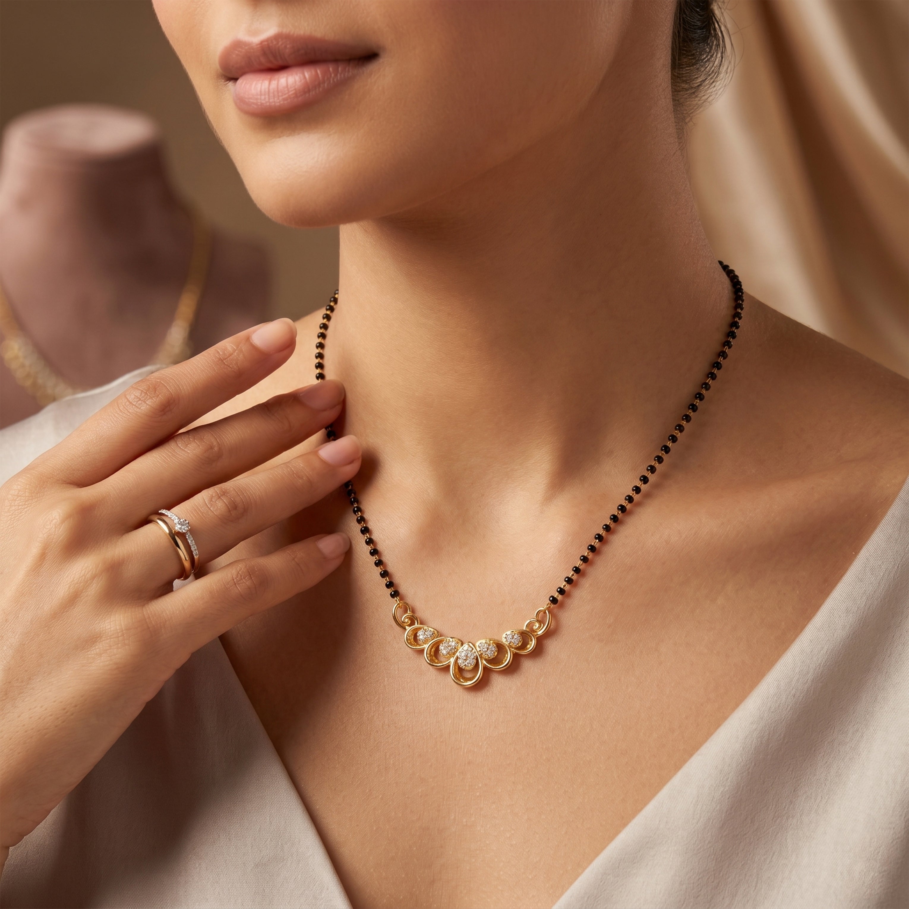 Swarn Pushpa Mangalsutra