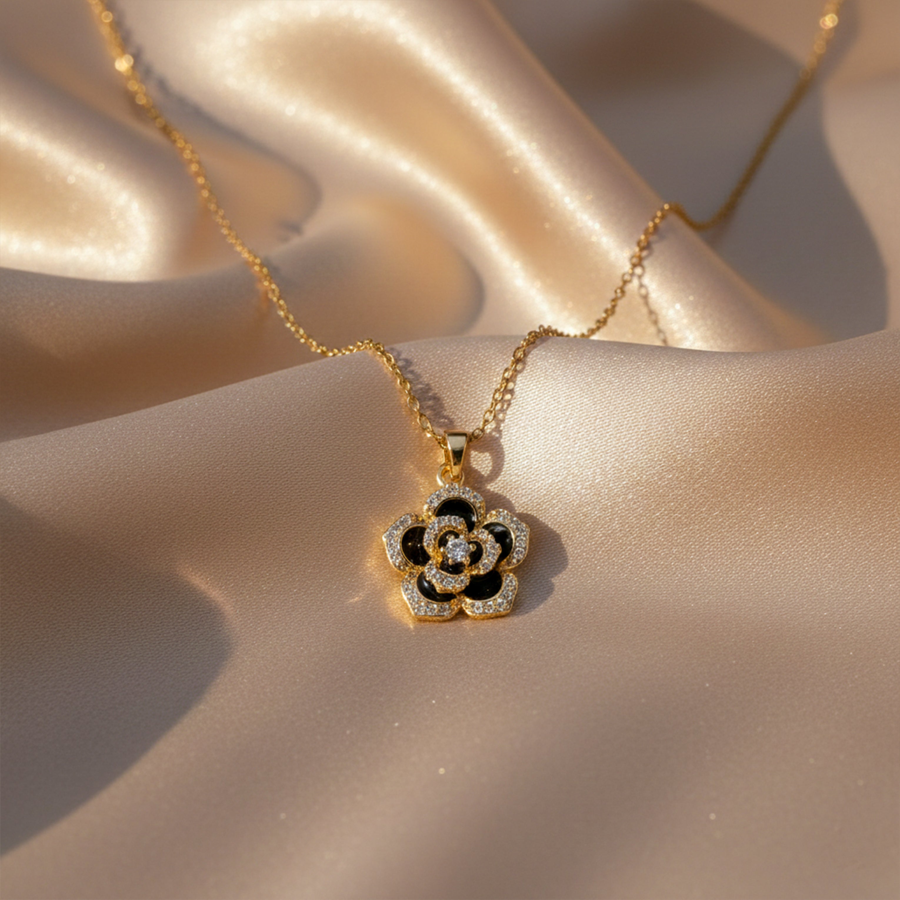 Elegant Gold Flower Pendant Necklace