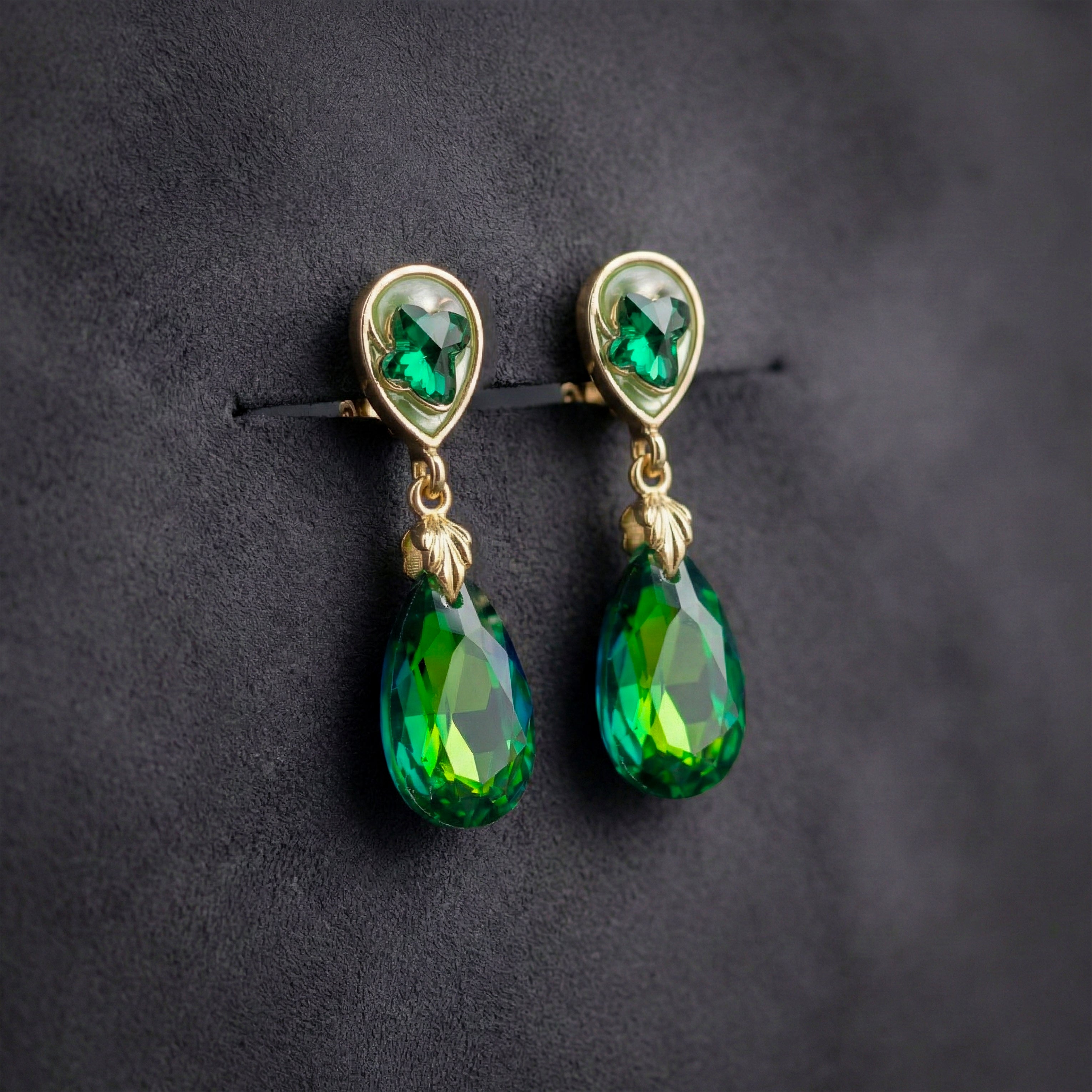 Serene Emerald Glow Earrings