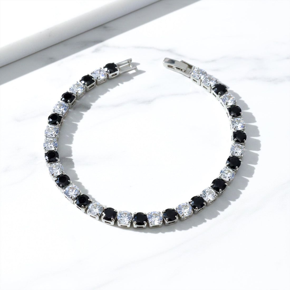 Noir Diamond Elegance Tennis Bracelet