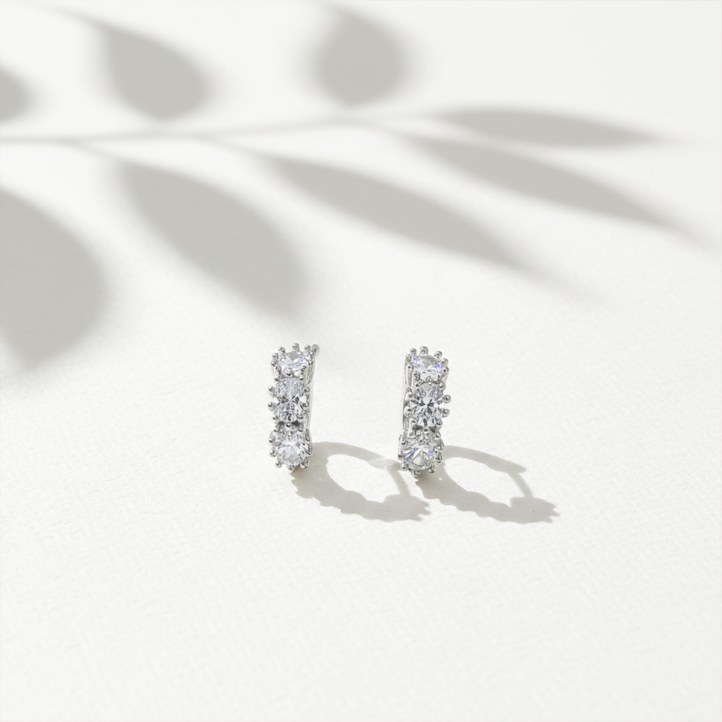 Eterna Glow Triple Diamond Hoops