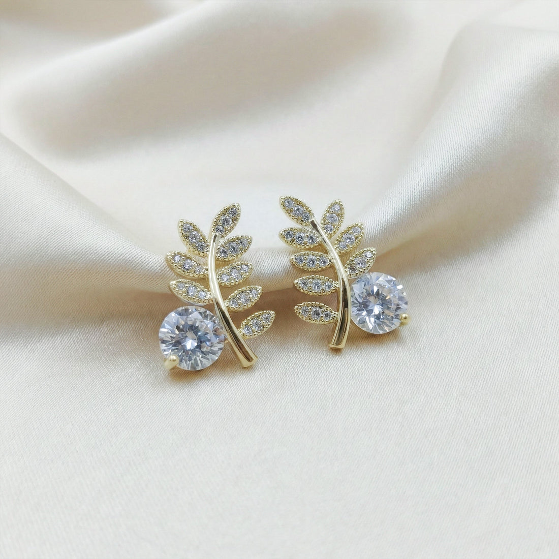 Leaf Solitaire Earrings