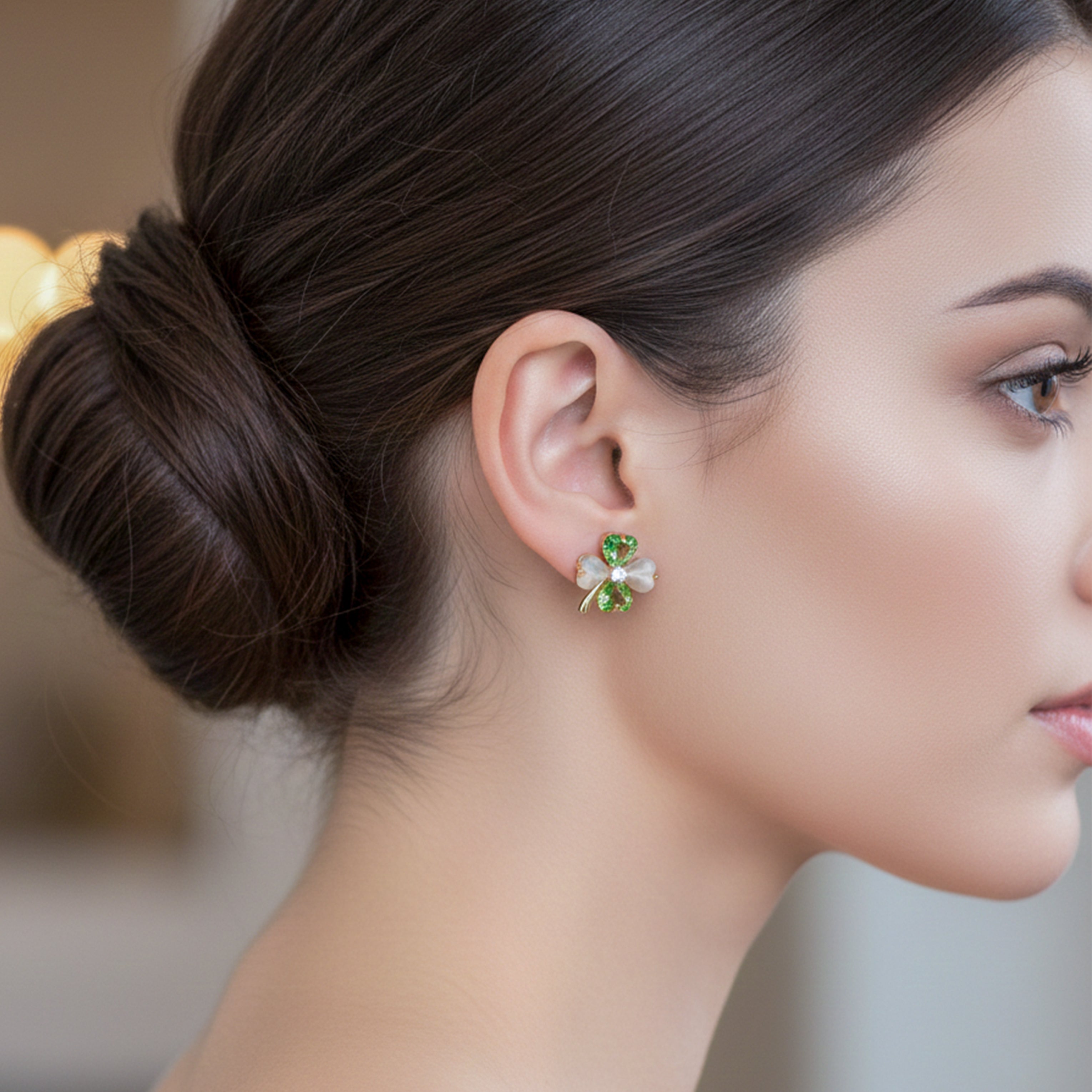 Verdant Elegance Clover Earrings