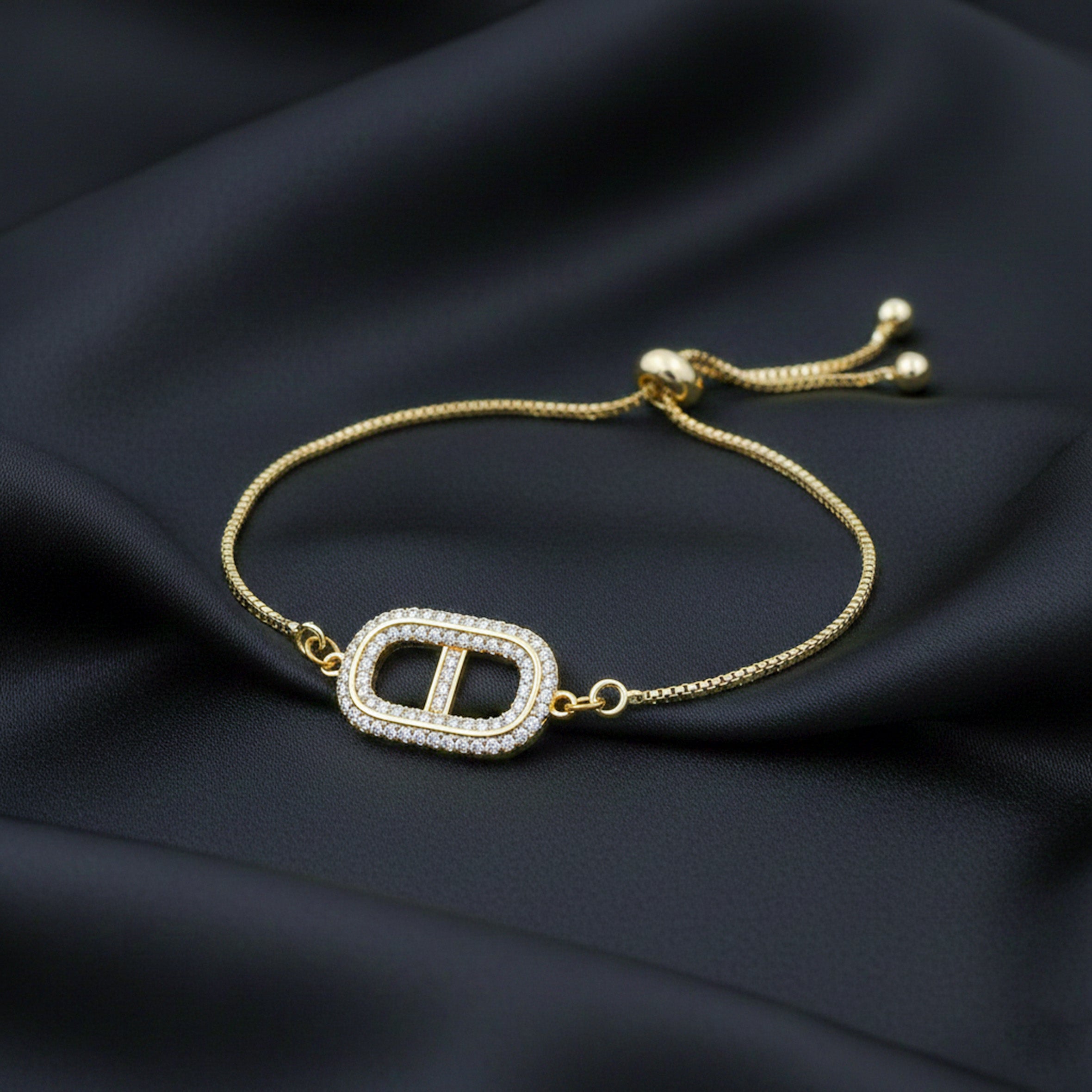 Elara Signature Gold Diamond Bracelet