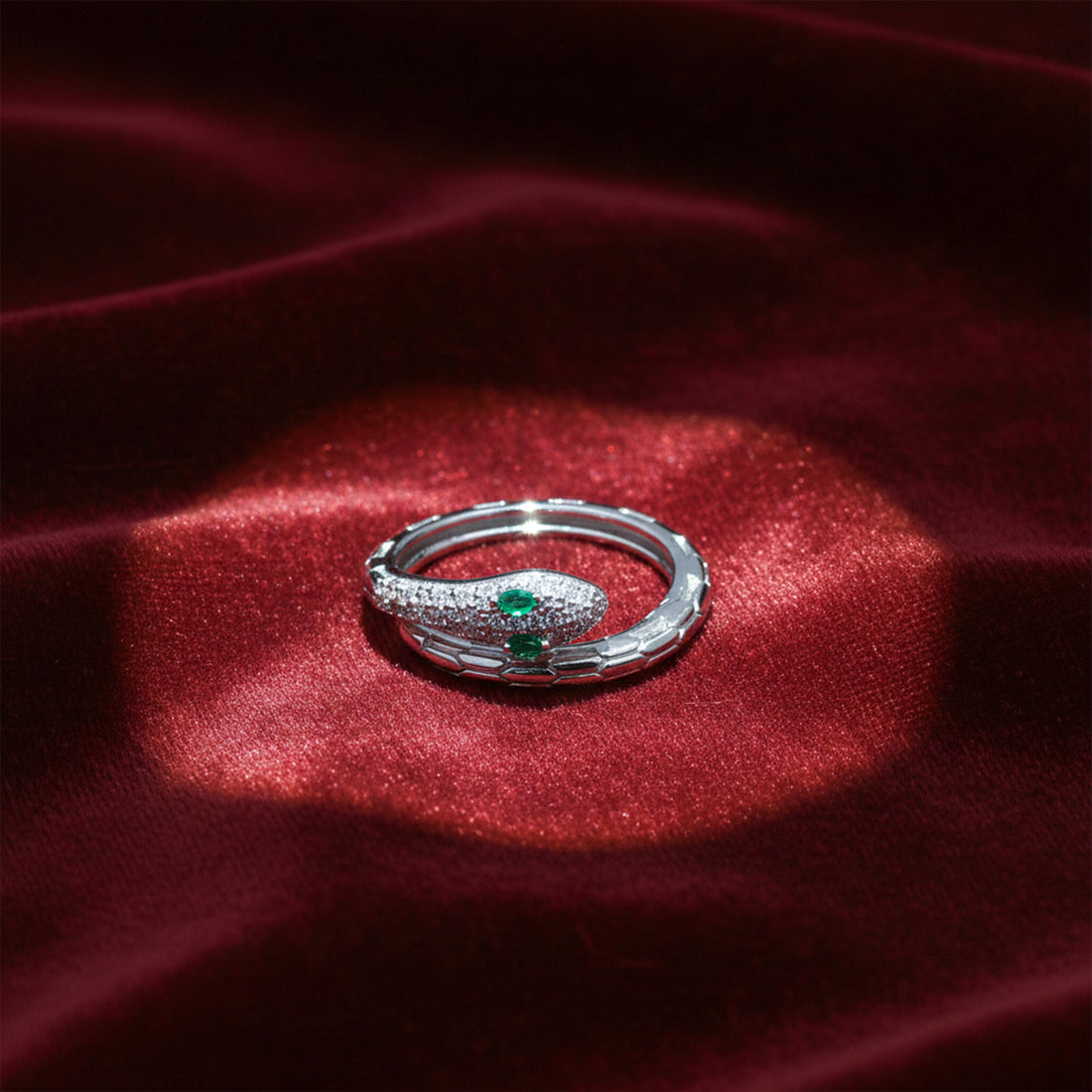 Regal Emerald Eye Serpent Statement Ring