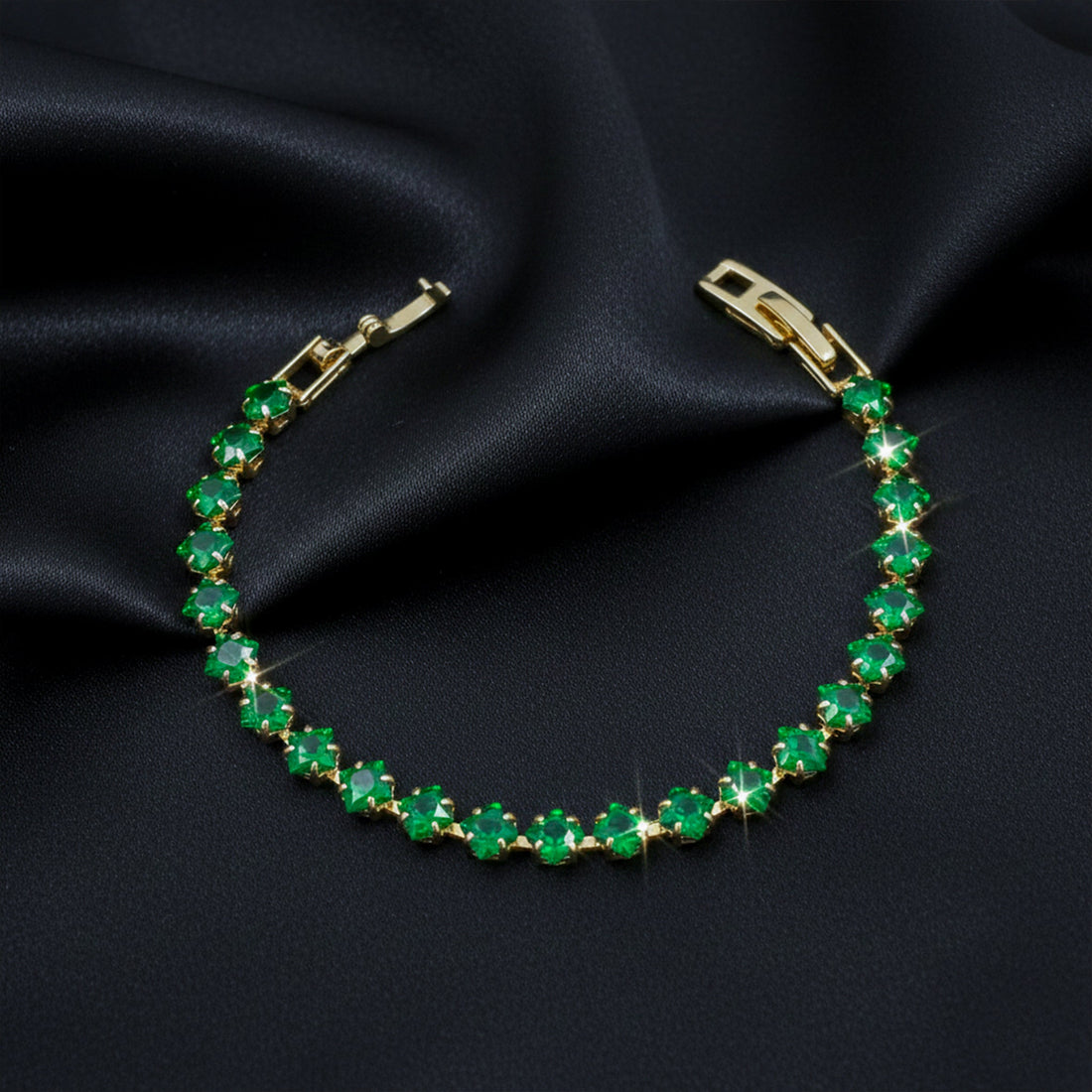 Veloura Emerald Glow Bracelet