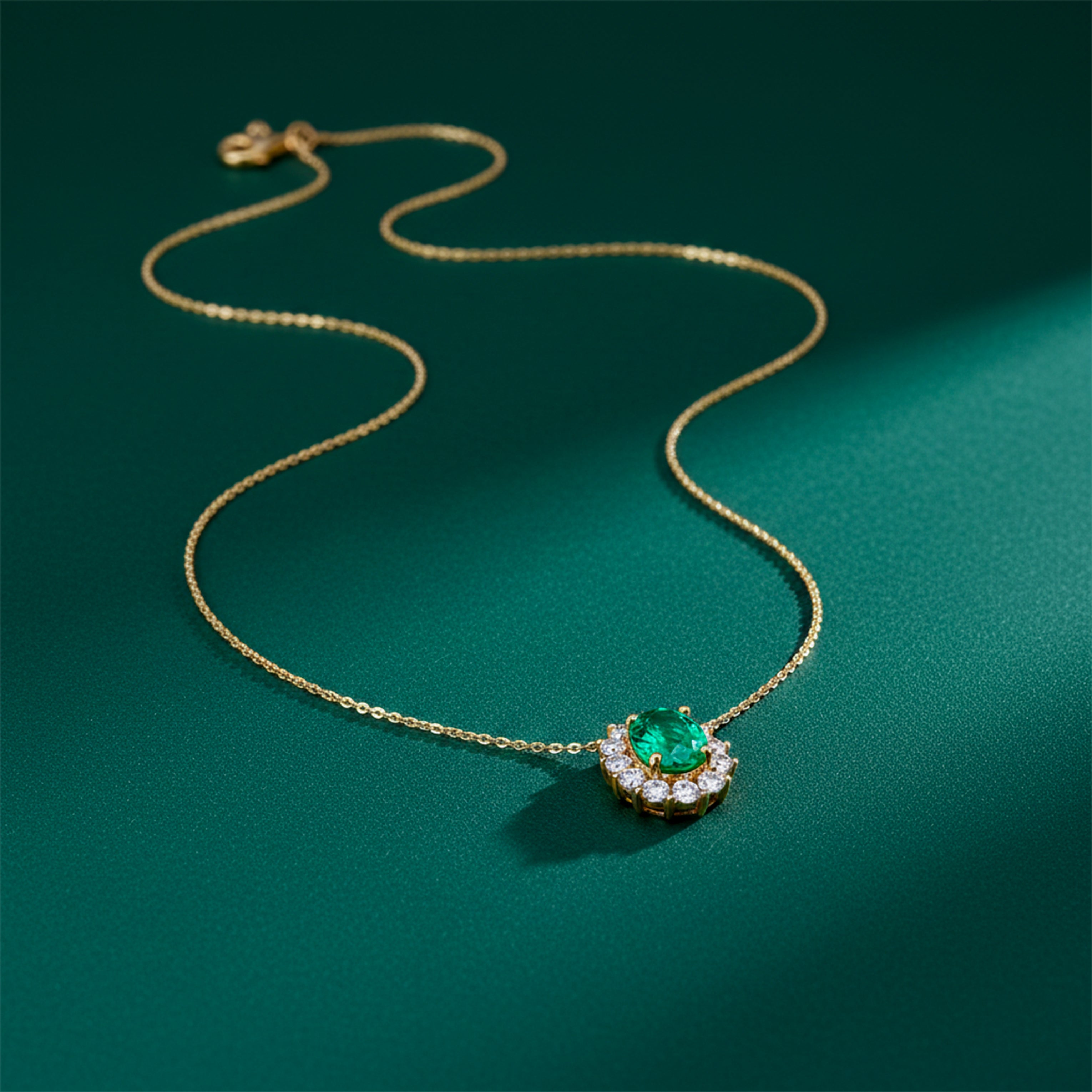 Floral Emerald Diamond Gold Necklace
