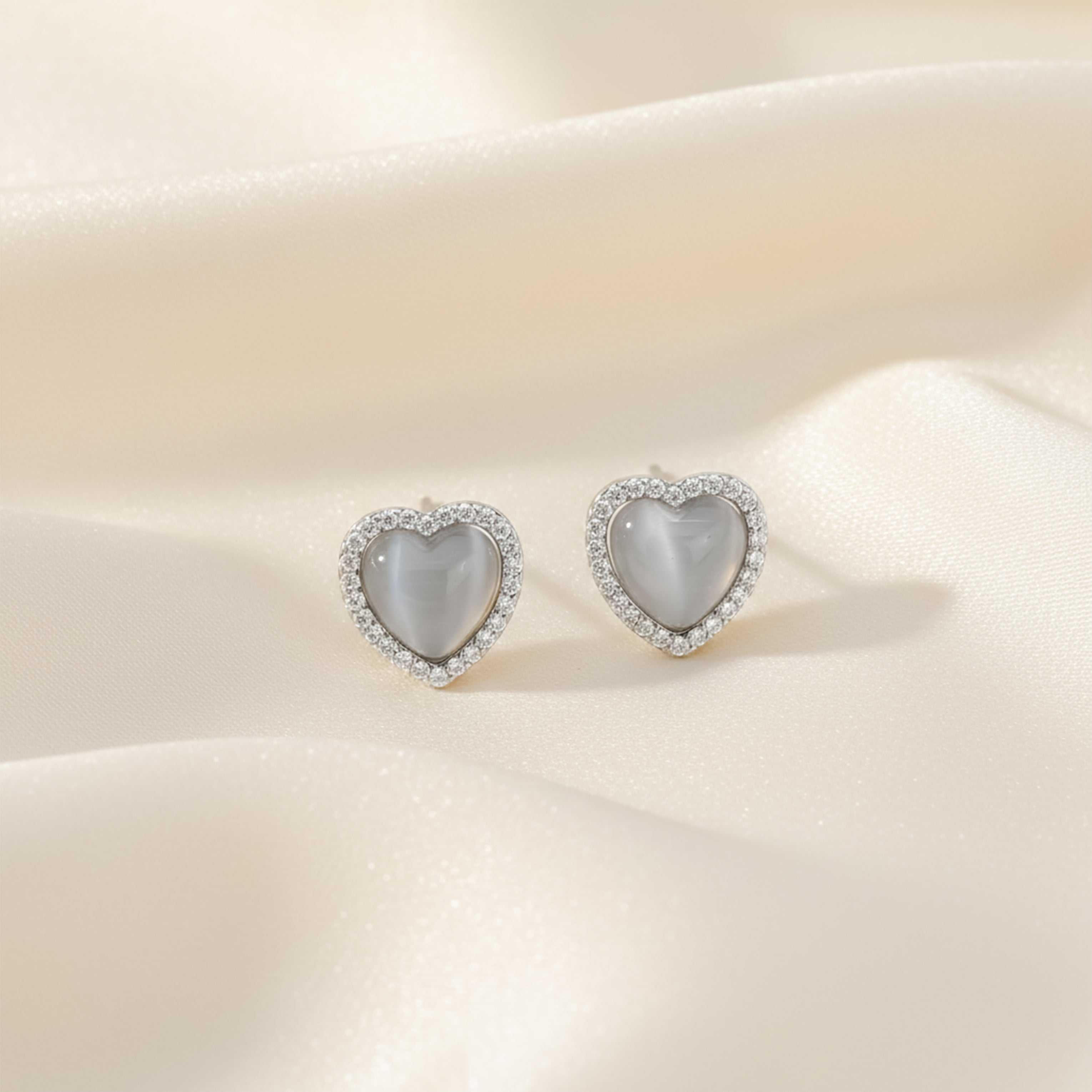 Amoura Radiance Heart Earrings