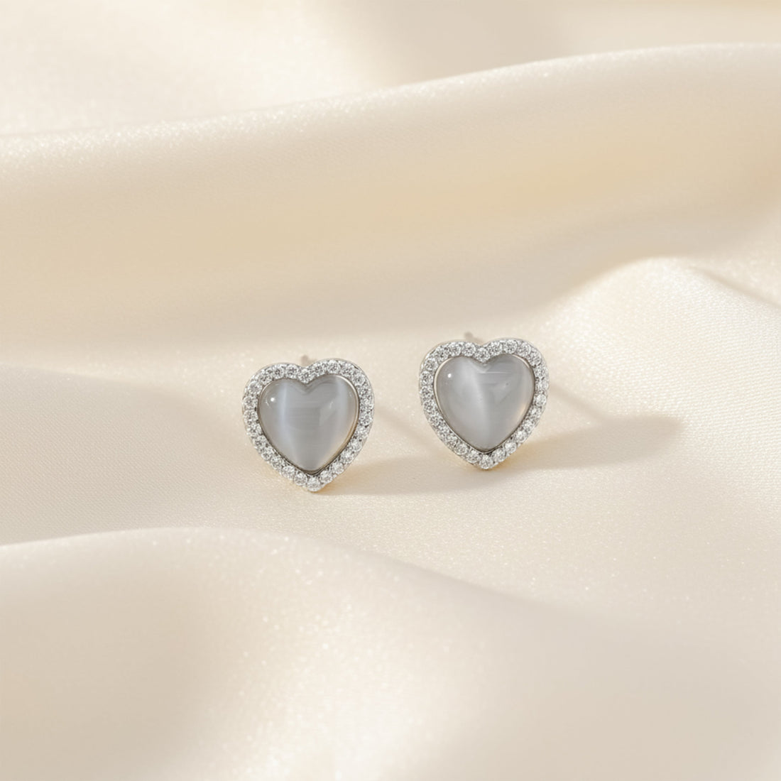Amoura Radiance Heart Earrings