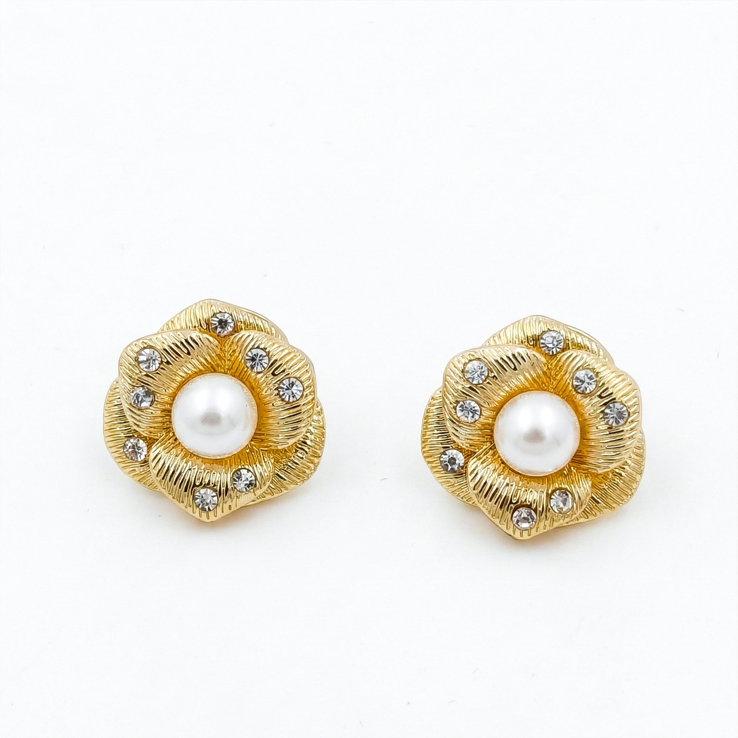 Queen’s Bloom Pearl Earrings