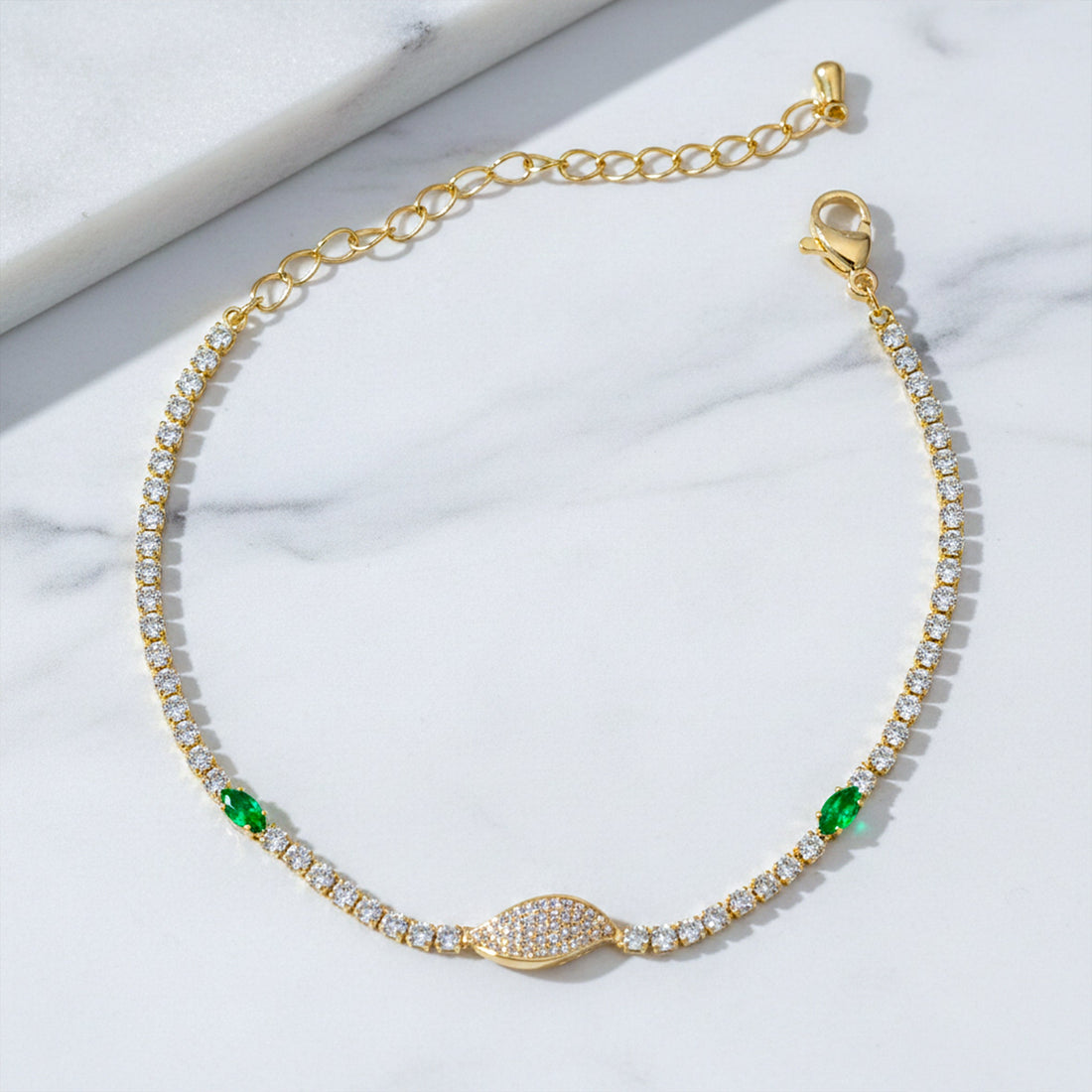 Regal Green Aura Diamond Bracelet