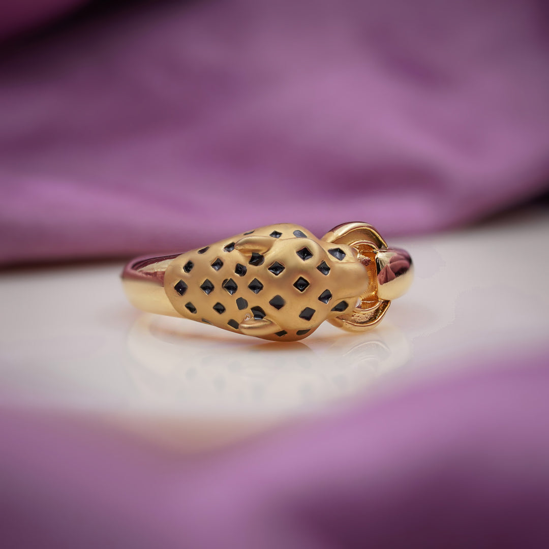 Golden Panther Link Ring