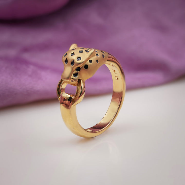Golden Panther Link Ring