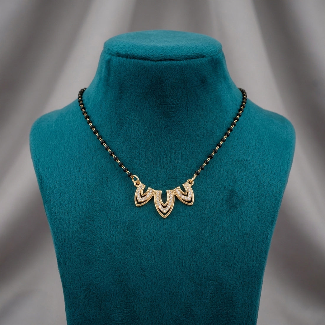 Swarna Triveni Mangalsutra