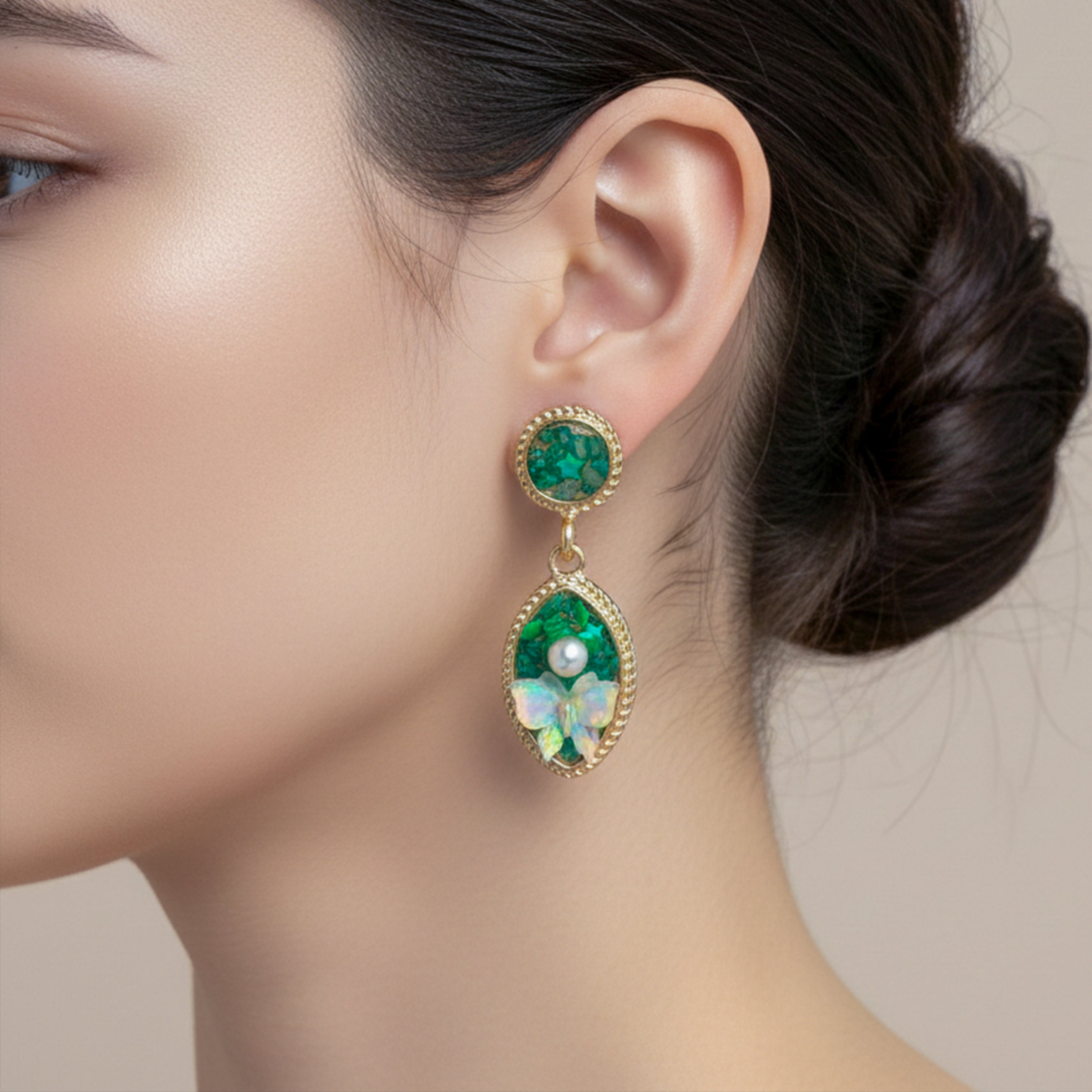Luxe Botanical Emerald Pearl Earrings