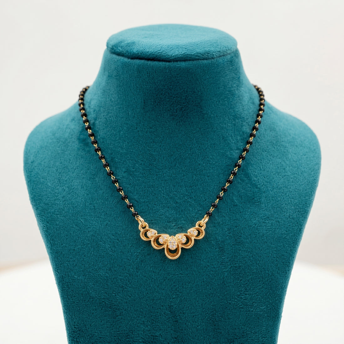 Swarn Pushpa Mangalsutra