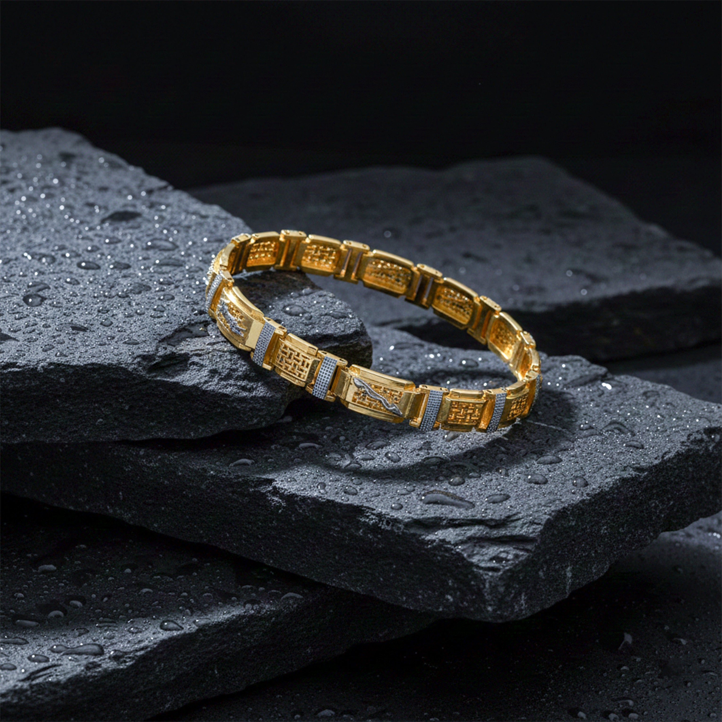 Titan Royal Pattern Bracelet