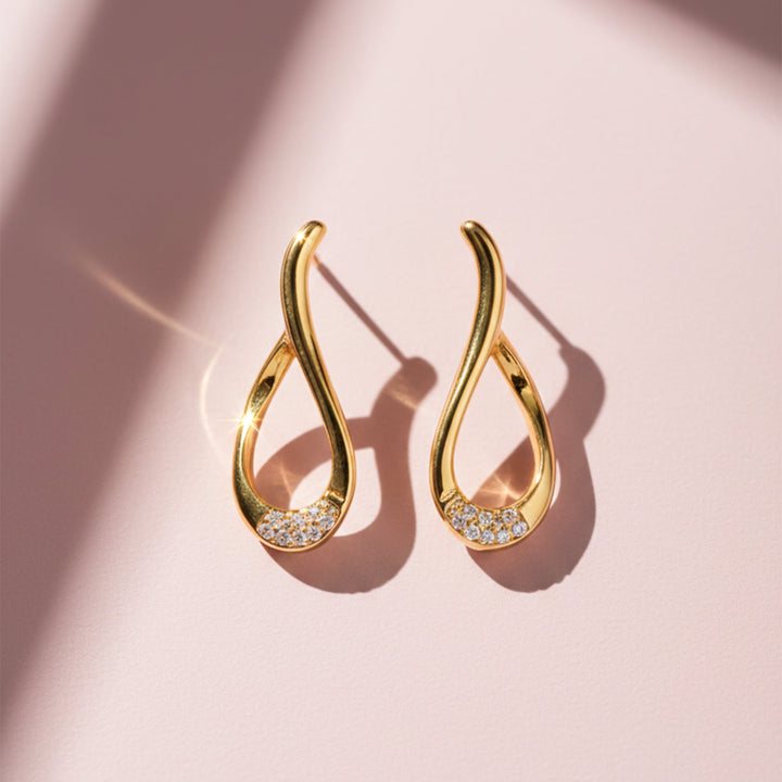 LuxeWave S-Curve Diamond Earrings