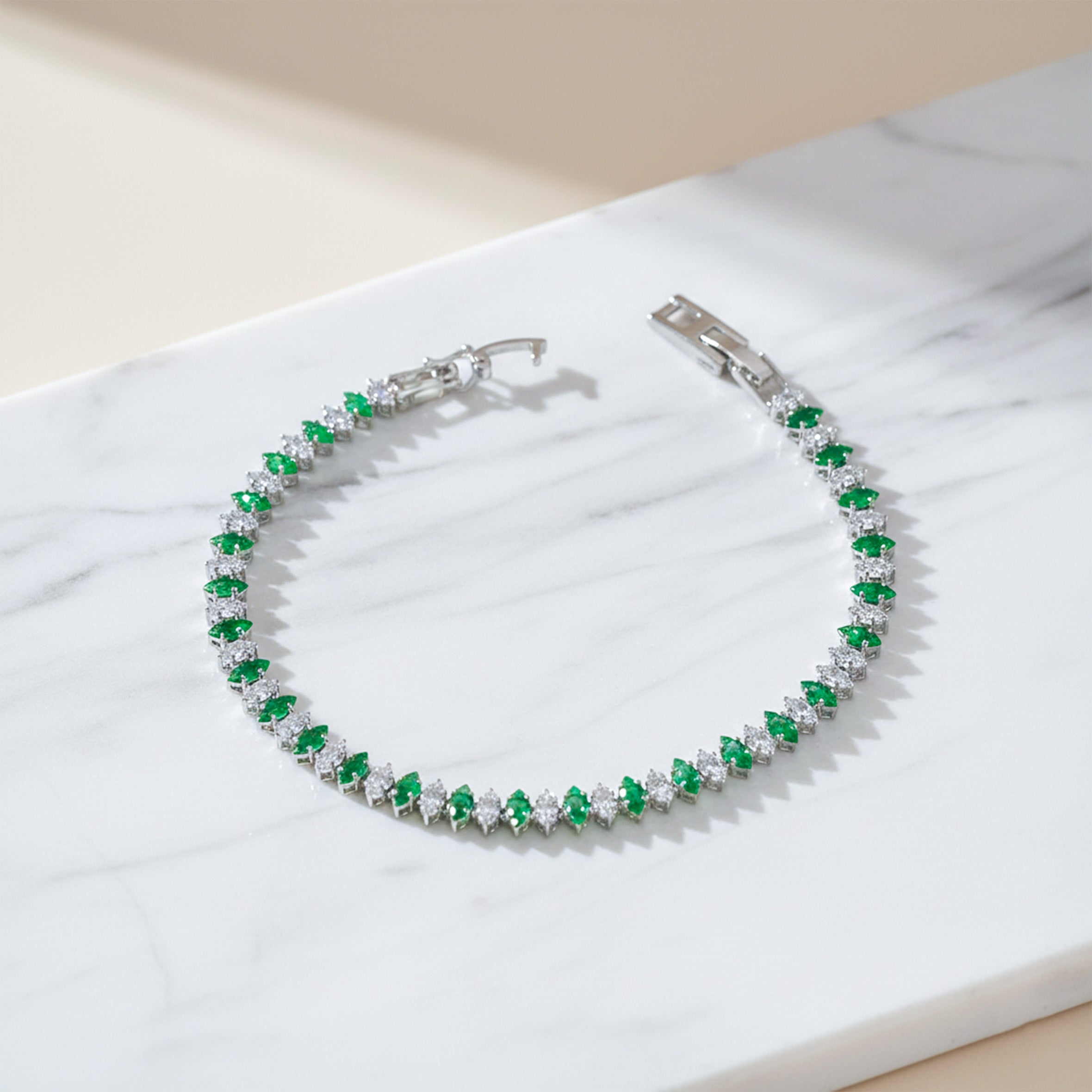 Elite Emerald Spark Tennis Bracelet