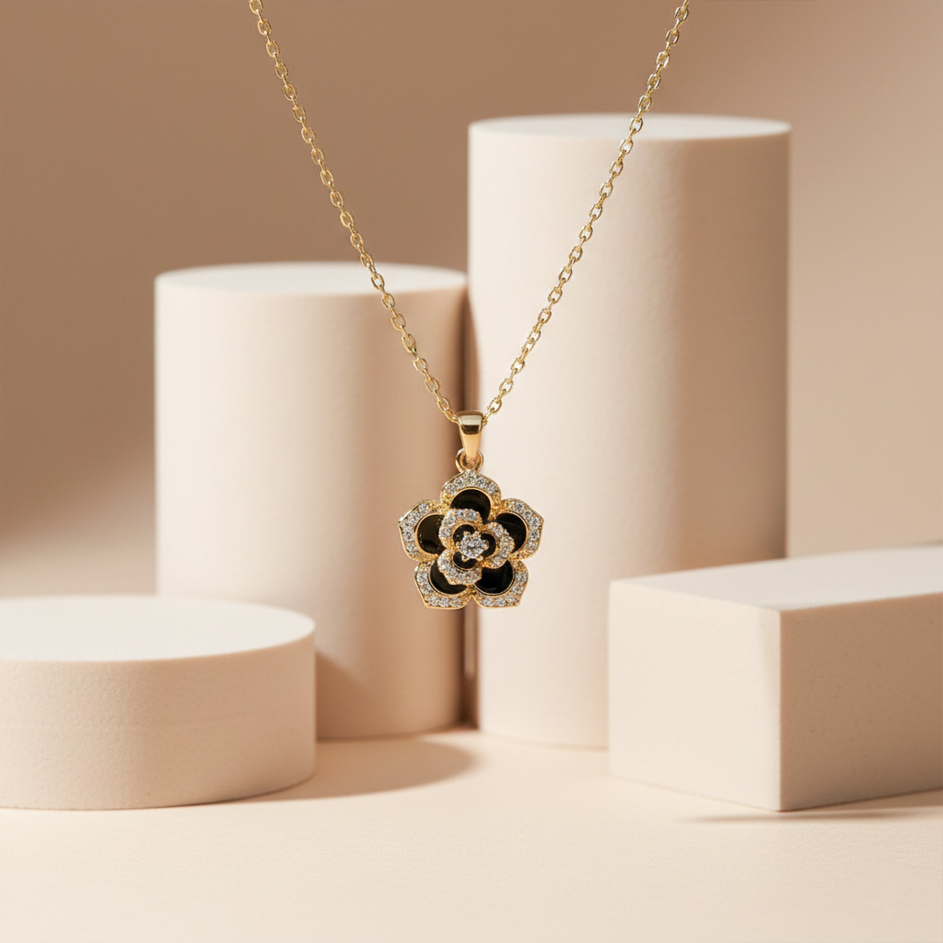 Elegant Gold Flower Pendant Necklace