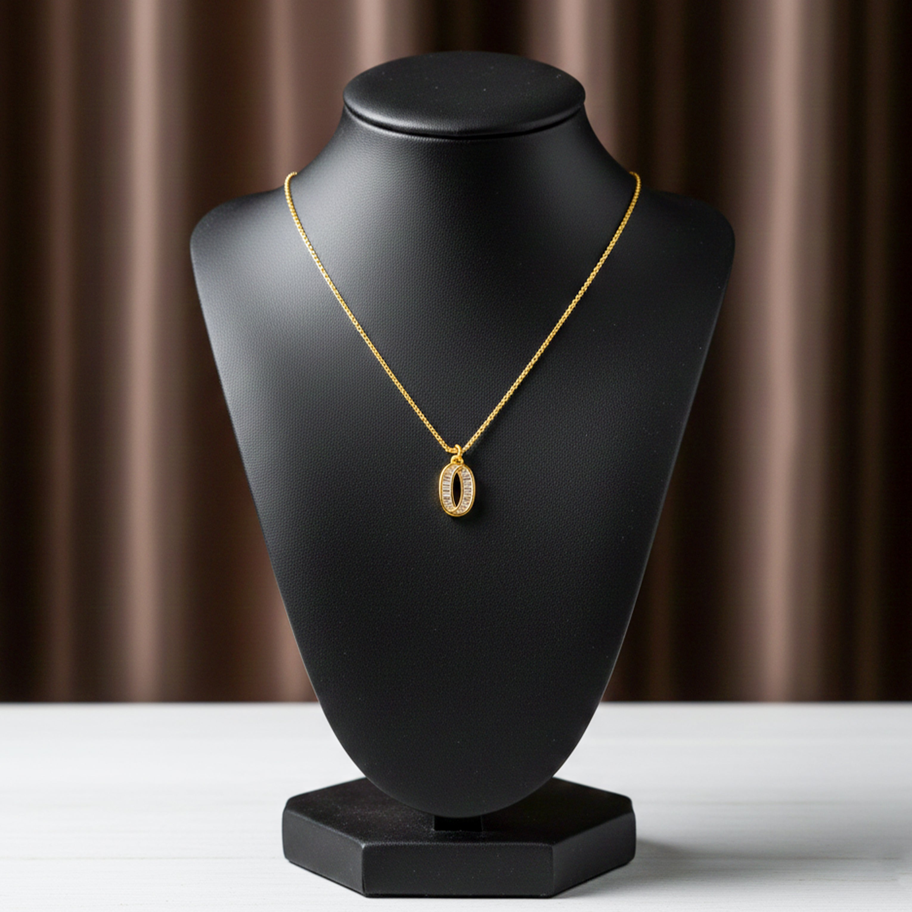 Luxe Gold Oval Crystal Pendant Necklace