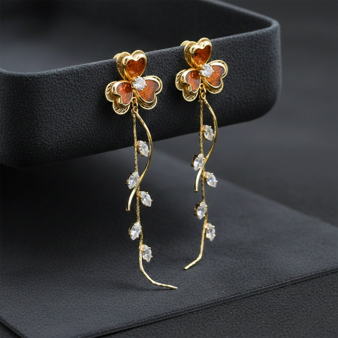 Clover Shine Dangle Earrings