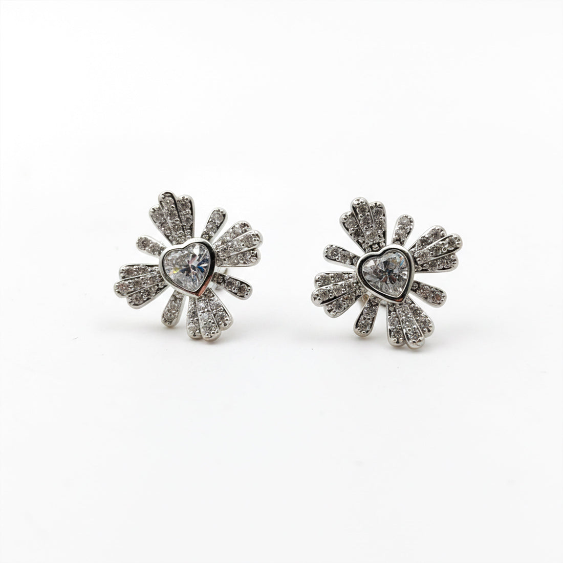Divine Diamond Studs Earrings