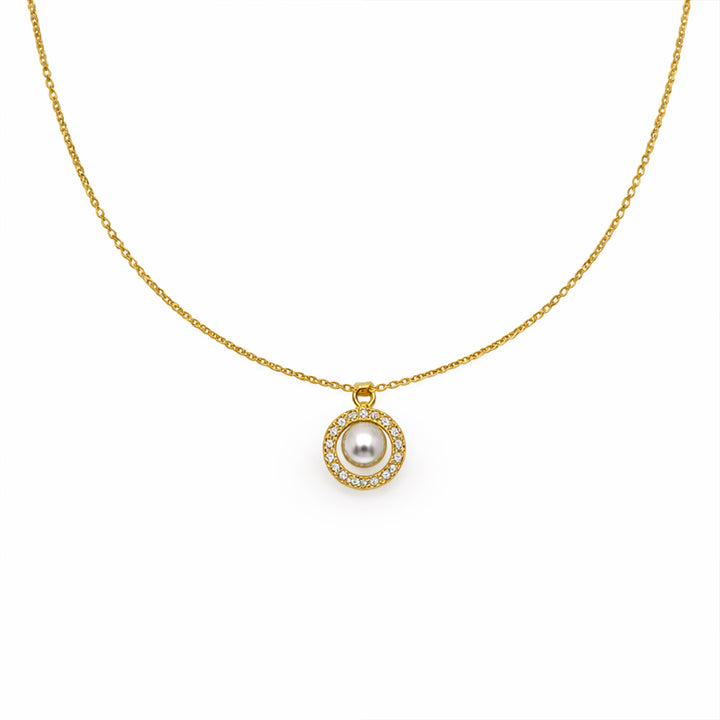 Classic Pearl & Gold Chain Necklace