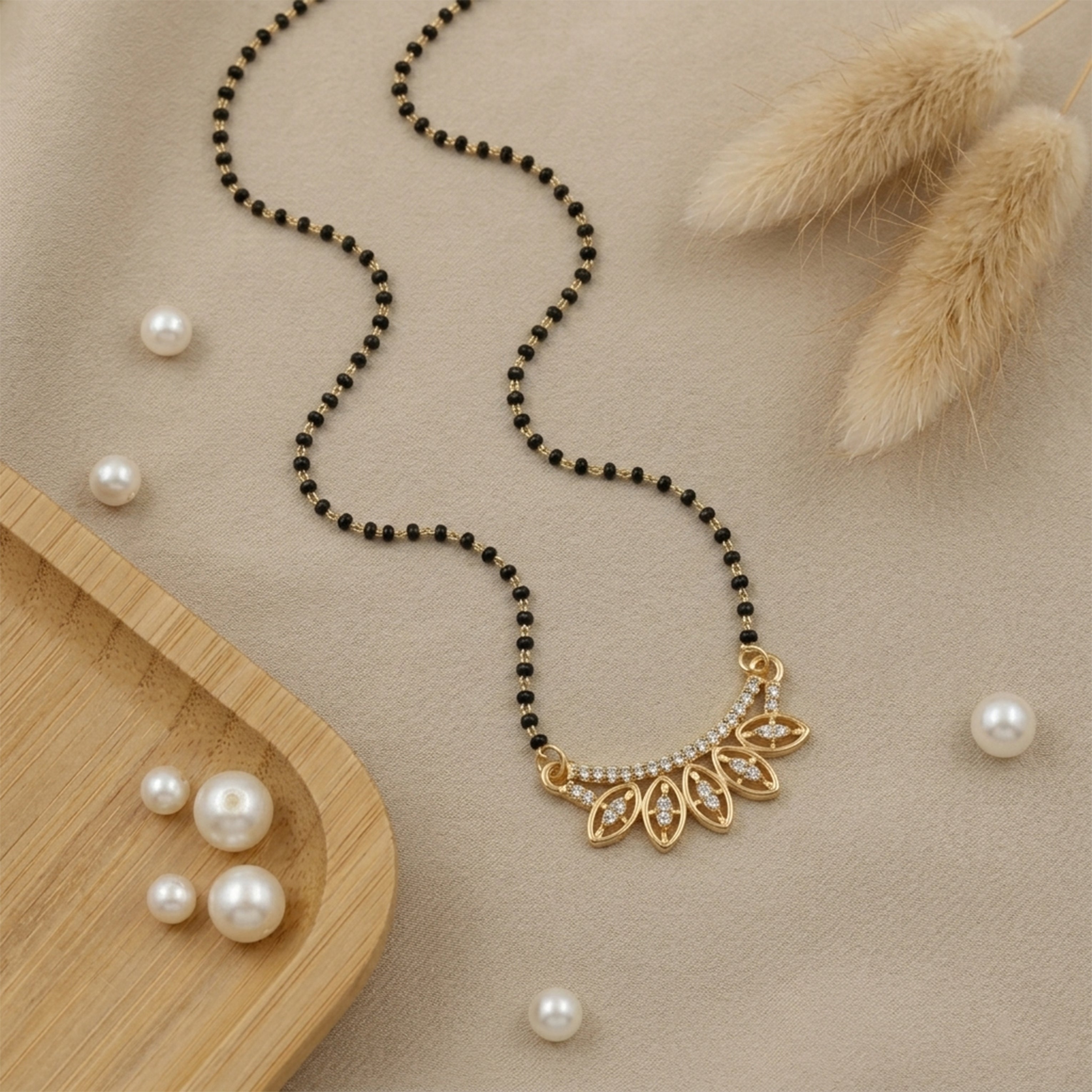 Divya Patra Mangalsutra