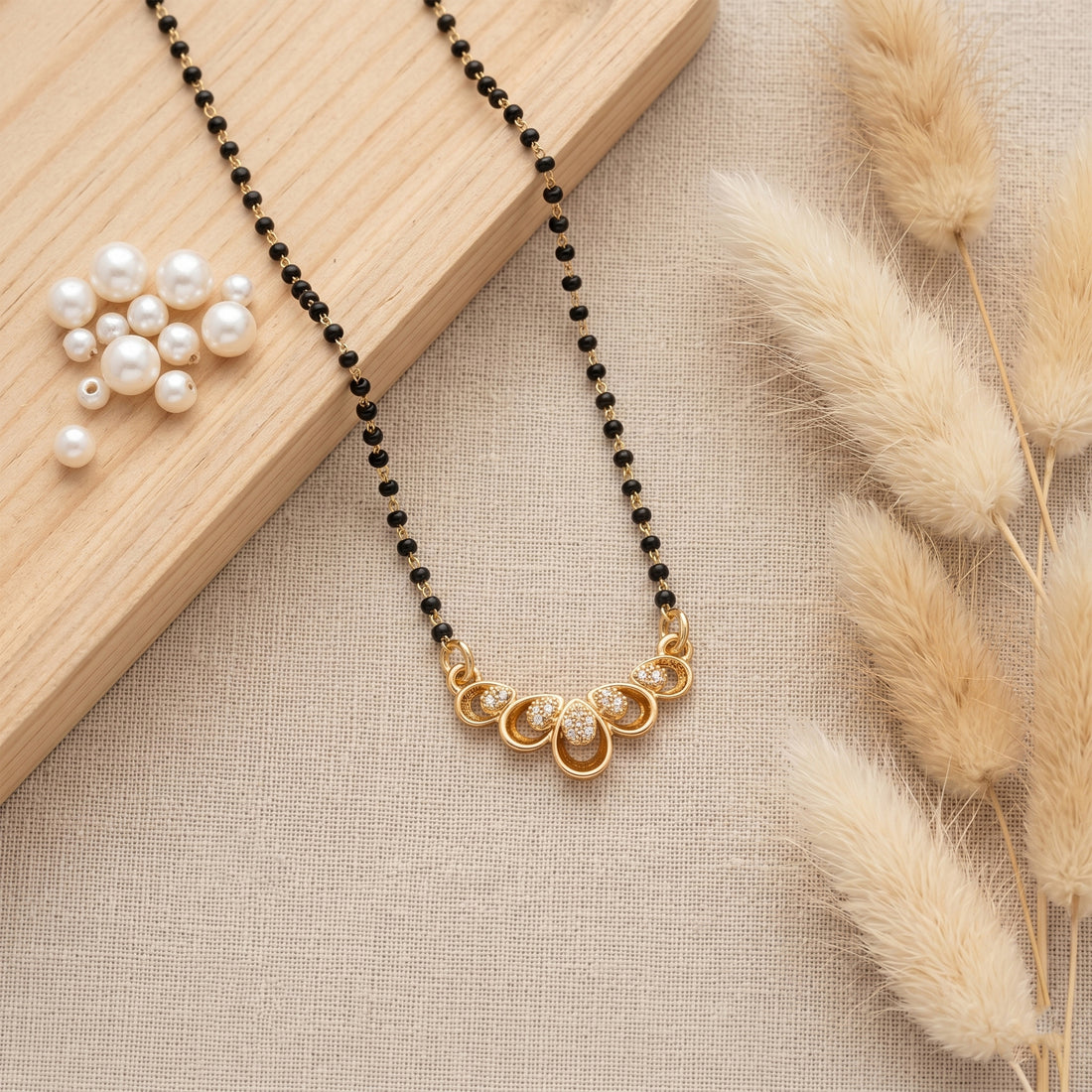 Swarn Pushpa Mangalsutra
